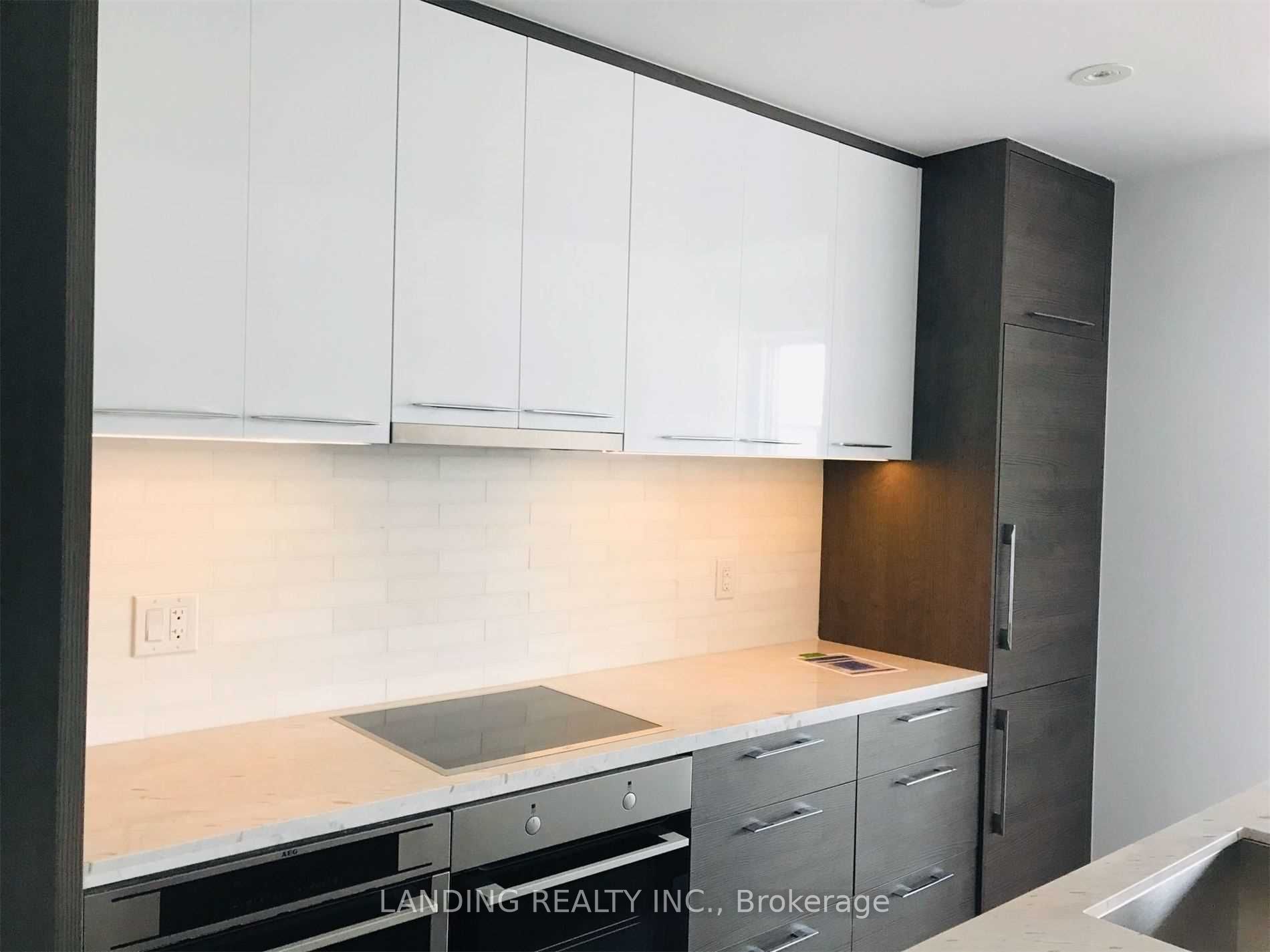 488 University Avenue 2603, Toronto, ON M5G 0C1 photo 3