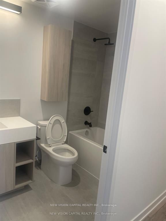 108 Peter Street 5101, Toronto, ON M5V 2G7 photo 2