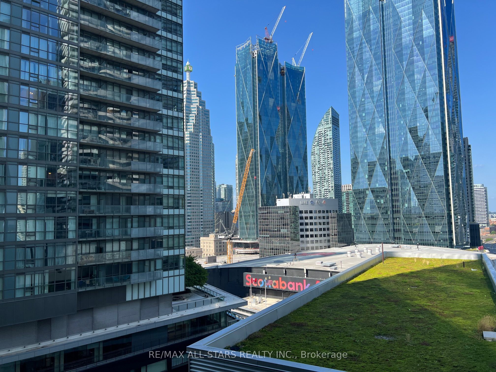 55 Bremner Boulevard 1306, Toronto, ON M5J 0A6 photo 2