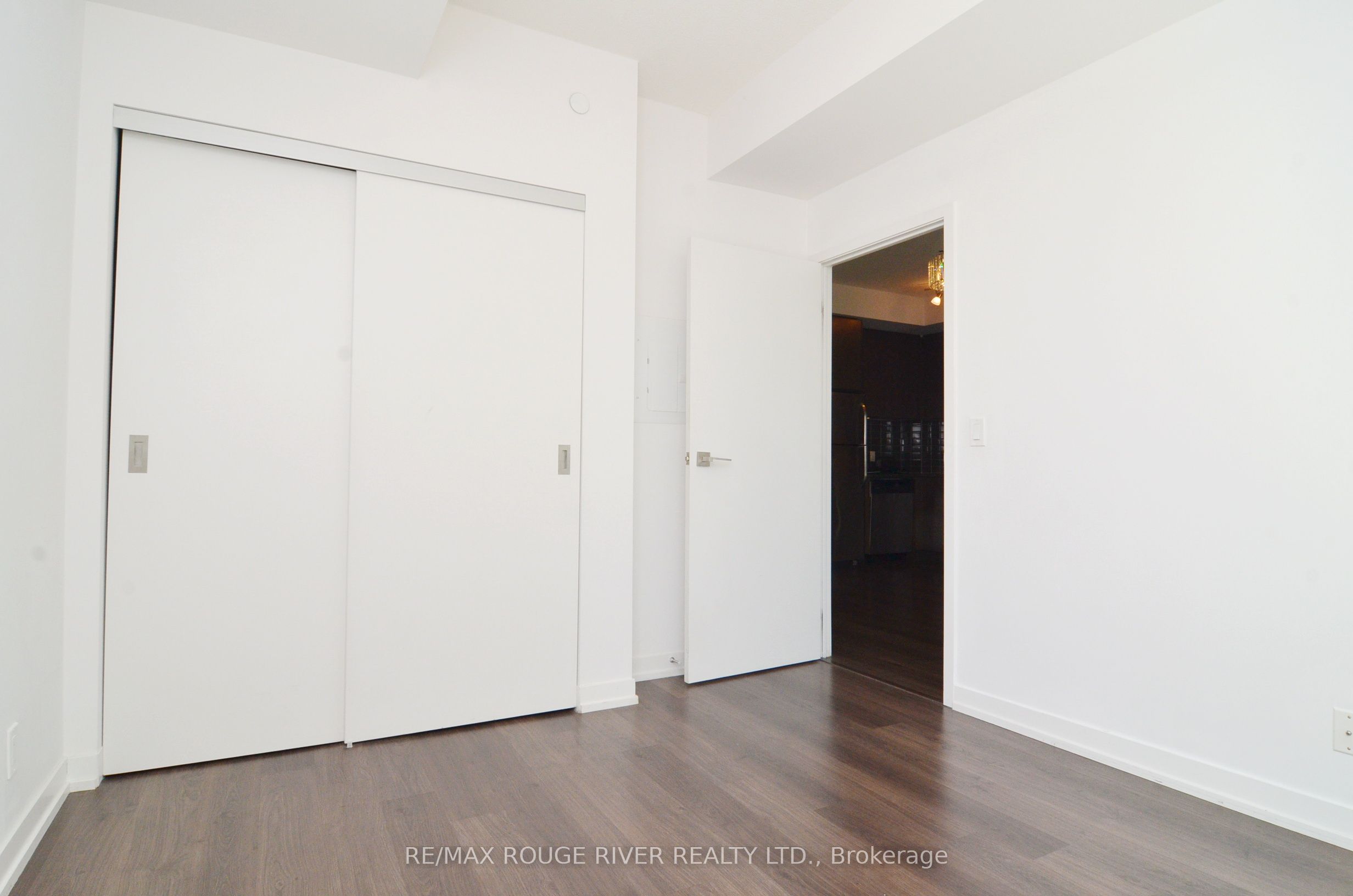 89 Dunfield Avenue 509, Toronto, ON M4S 0A4 photo 5
