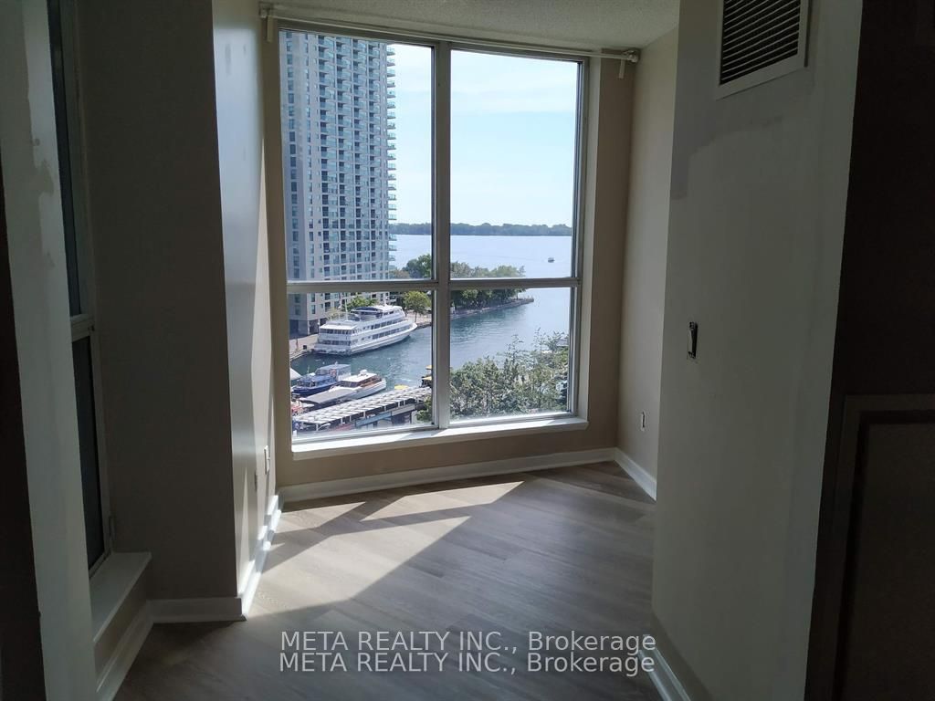208 Queens Quay W 803, Toronto, ON M5J 2Y5 photo 5