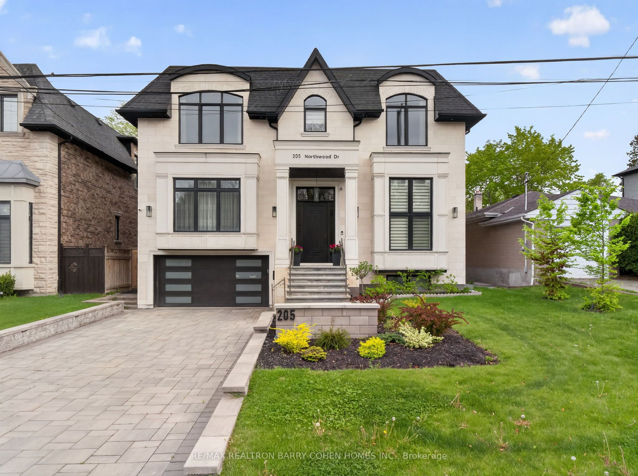 205 Northwood Drive, Toronto, ON M2M 2K5 photo 2