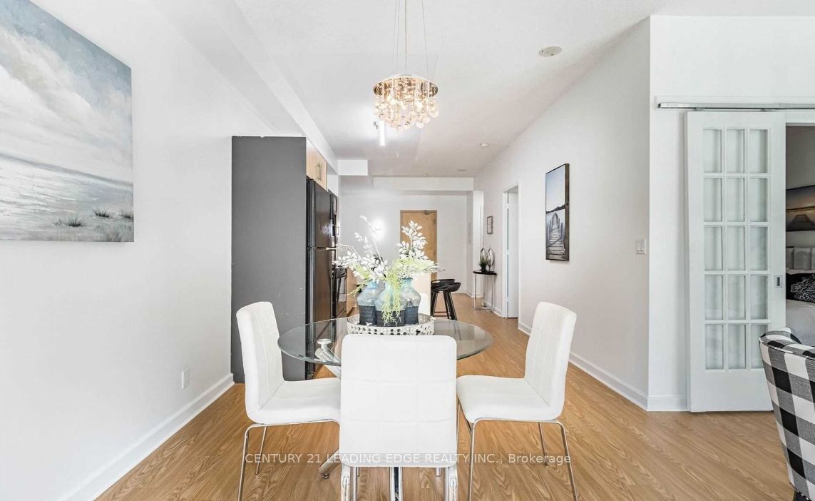 350 Wellington Street W 203, Toronto, ON M5V 3W9 photo 5