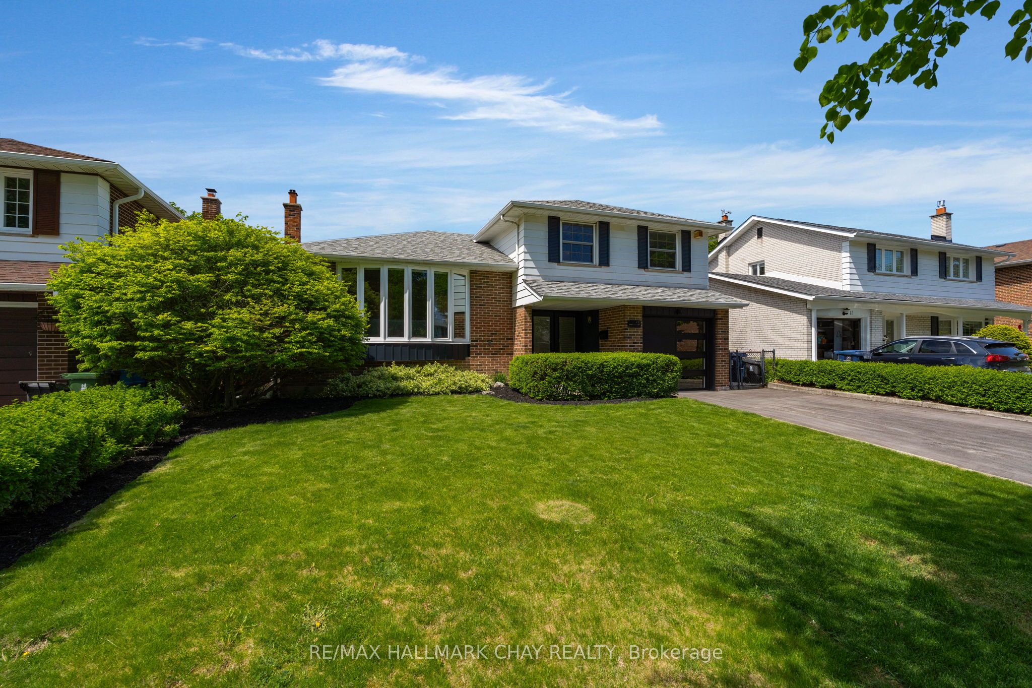 15 Crossbow Crescent, Toronto, ON M2J 3M3 photo 3