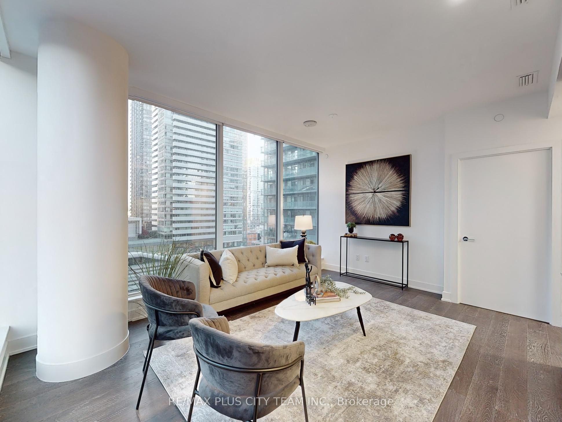 15 Mercer Street 1204, Toronto, ON M5V 0T8 photo 4
