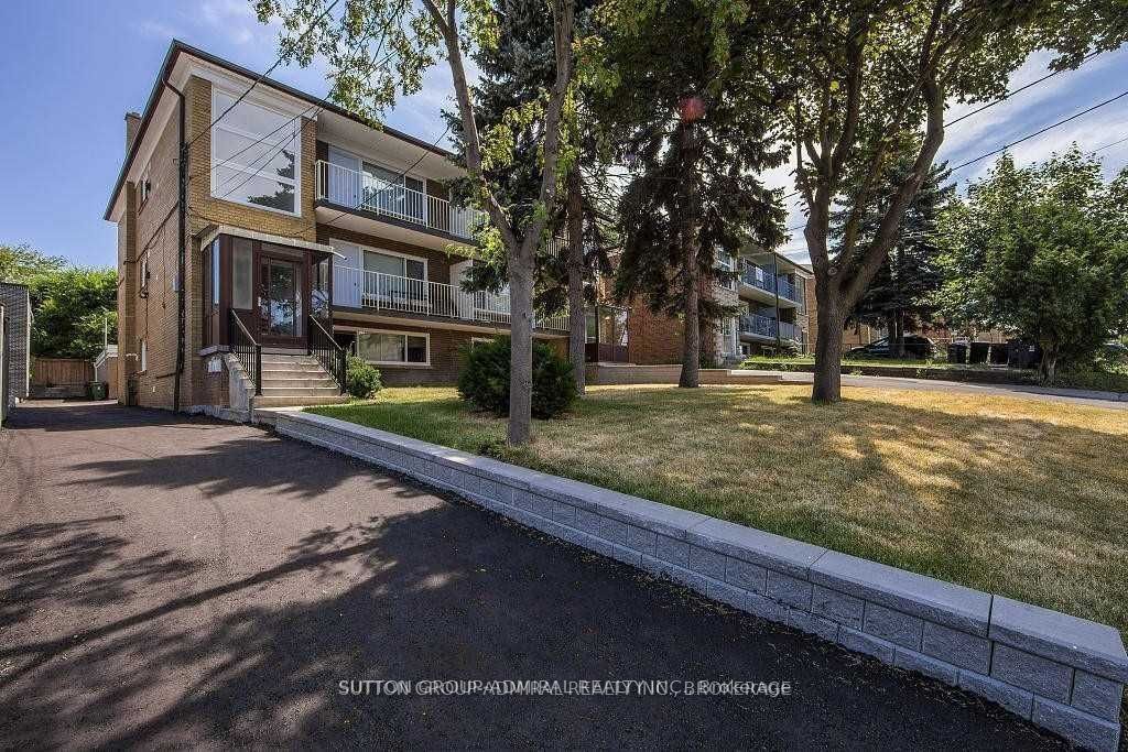77 Garthdale Court Unit 2, Toronto, ON M3H 5P7