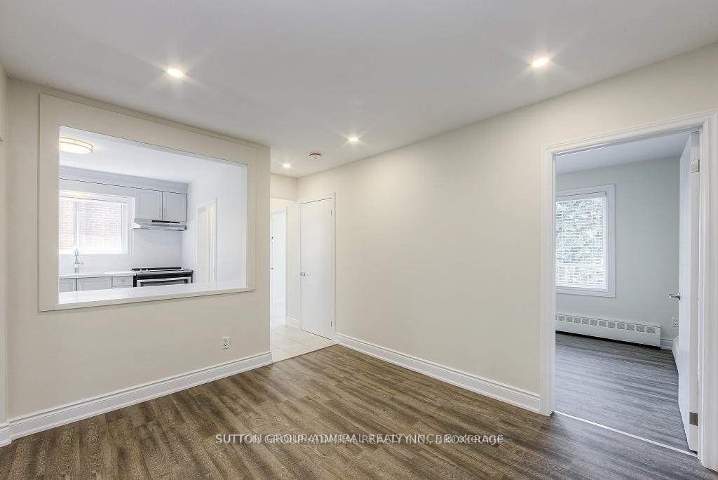 77 Garthdale Court Unit 2, Toronto, ON M3H 5P7 photo 4