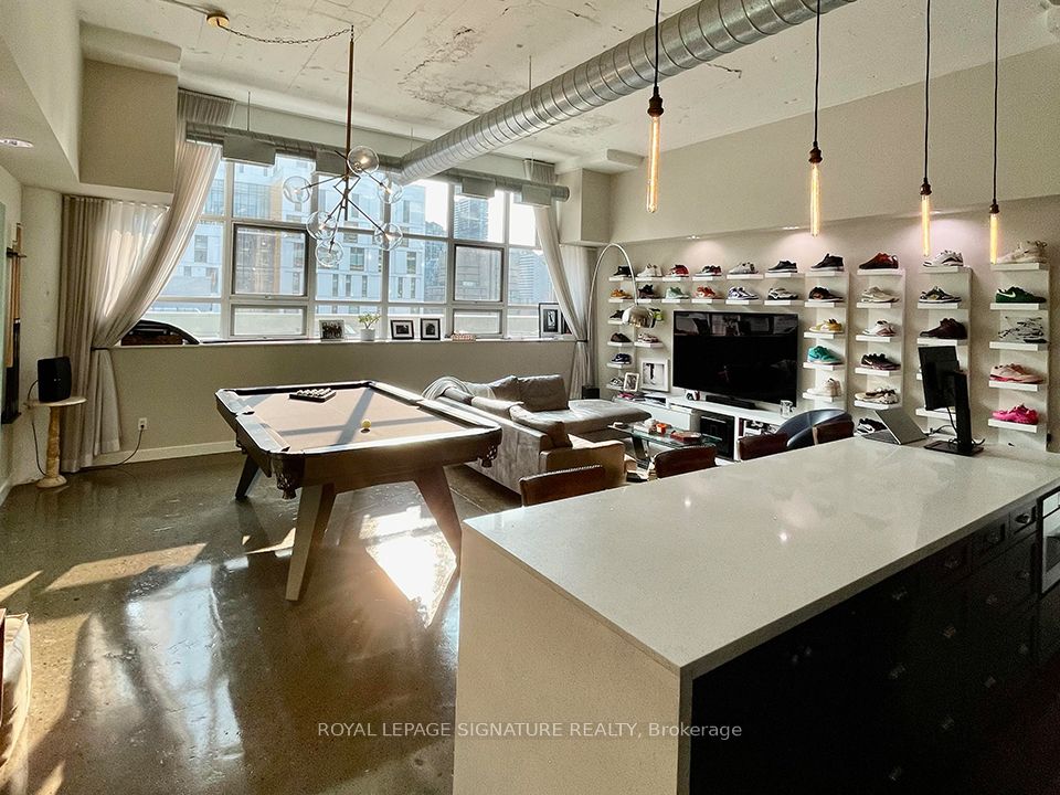 155 Dalhousie Street 655, Toronto, ON M5B 2P7