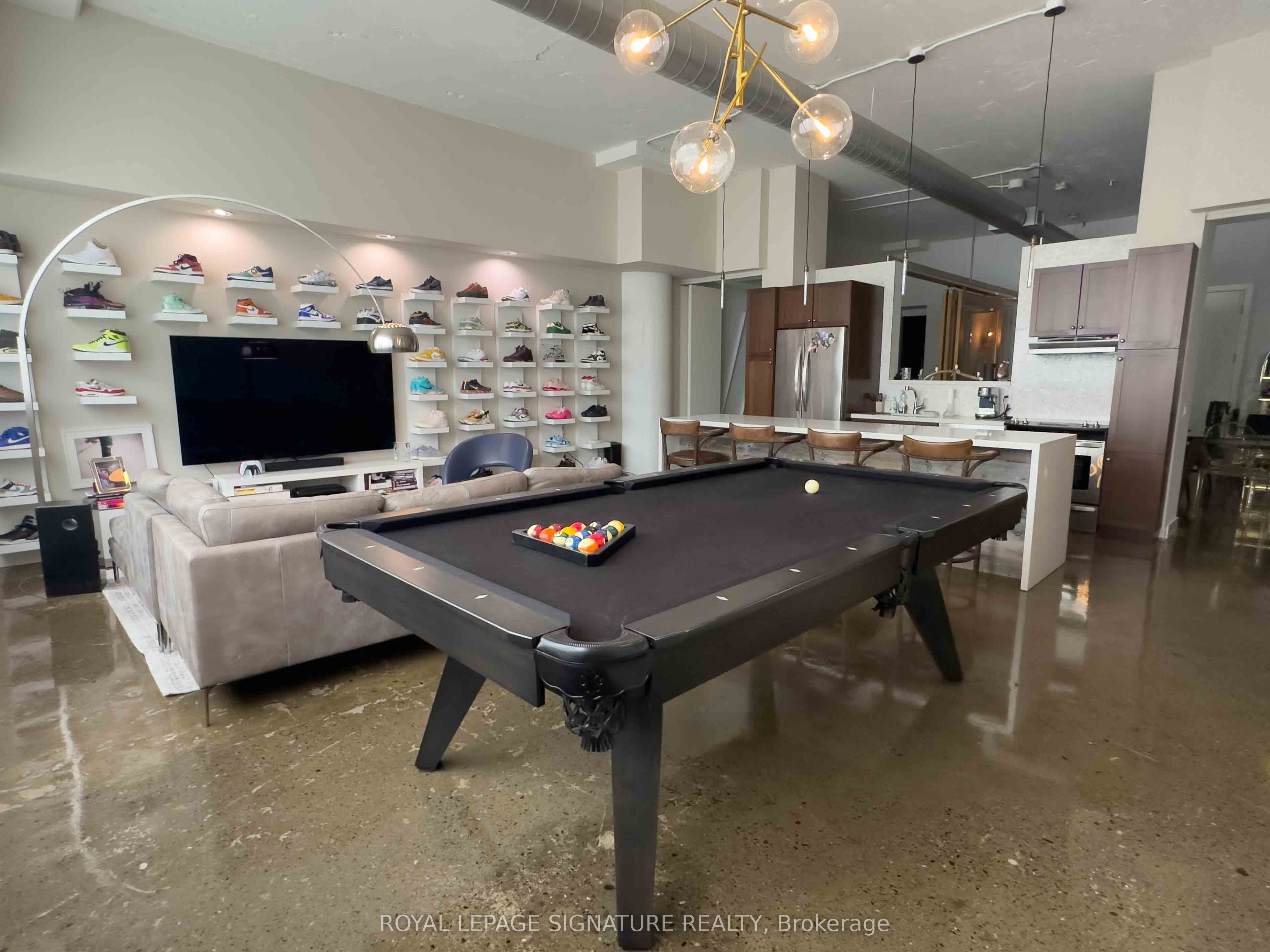 155 Dalhousie Street 655, Toronto, ON M5B 2P7 photo 3