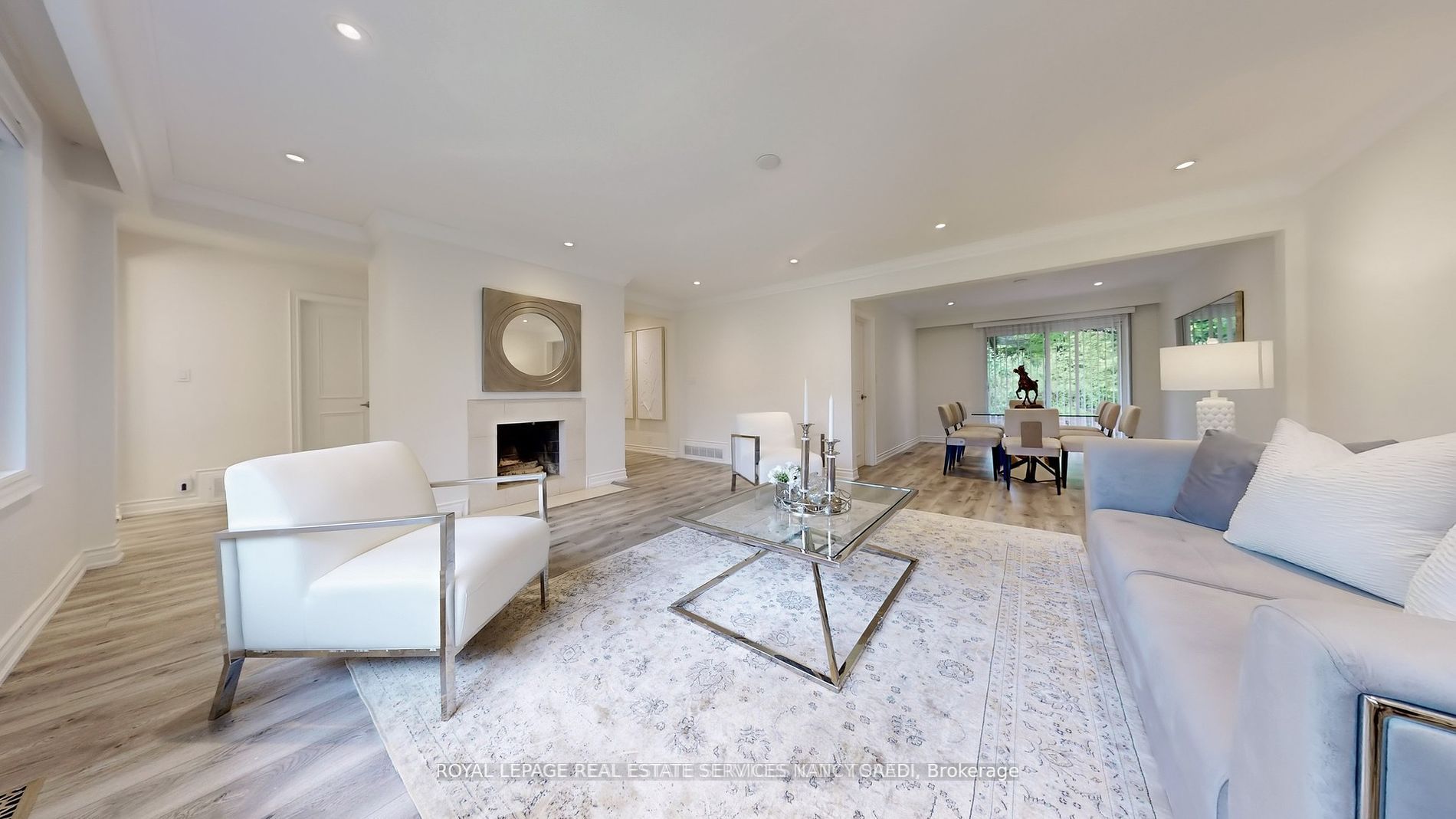 15 Farrington Drive, Toronto, ON M2L 2B4 photo 3