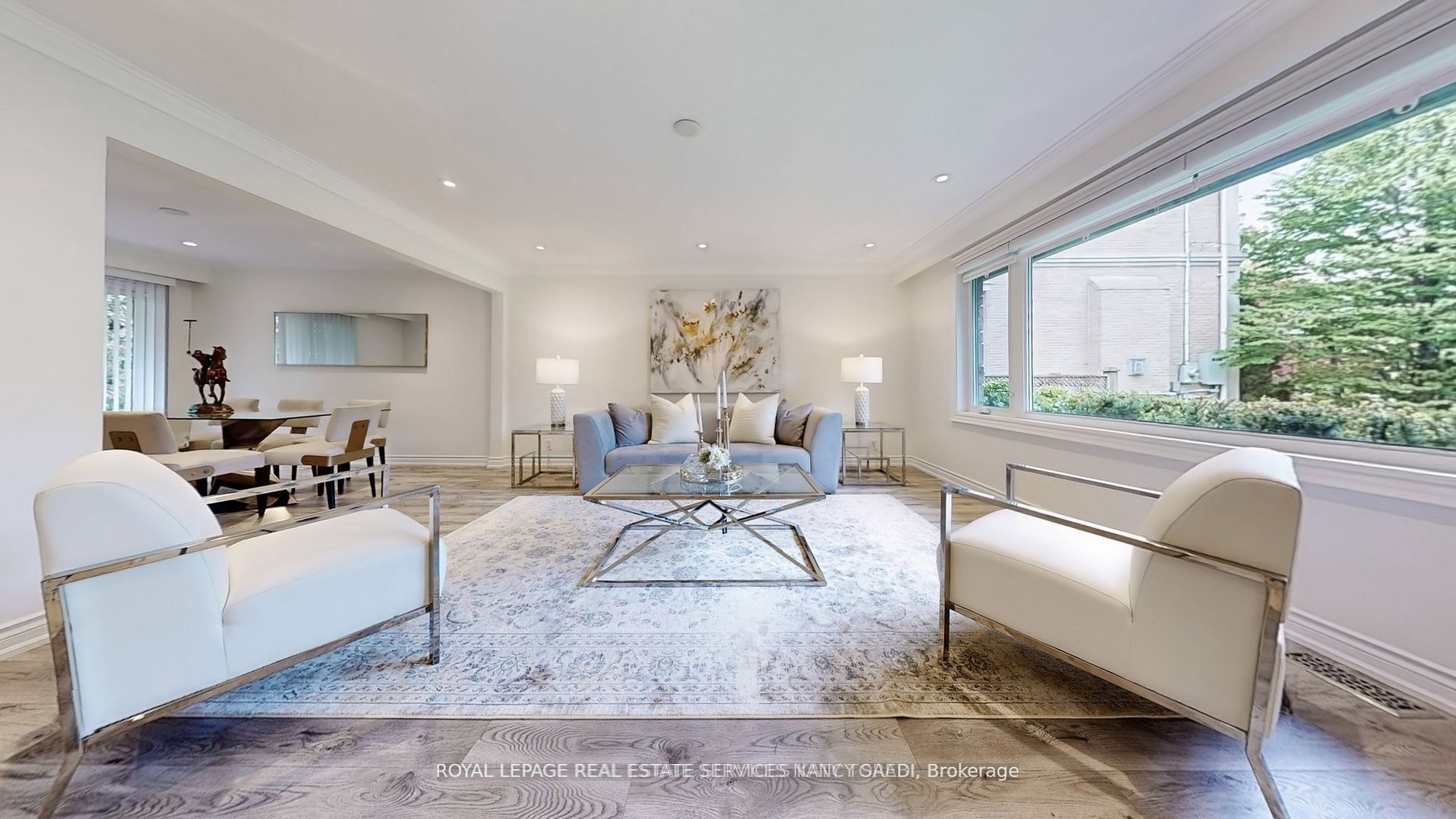 15 Farrington Drive, Toronto, ON M2L 2B4 photo 4