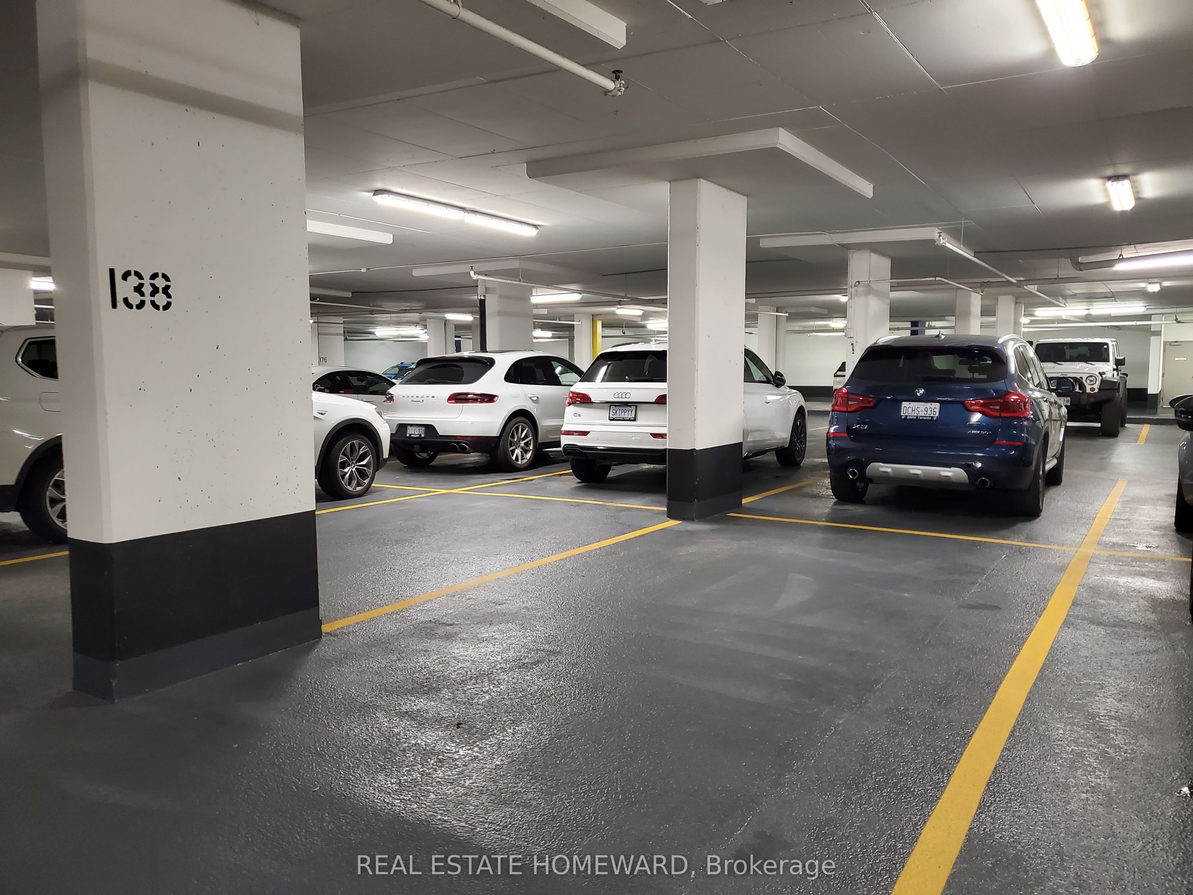 29 Queens Quay E P3-#138, Toronto, ON M5E 0A4