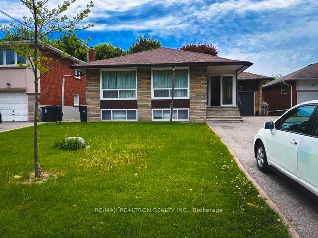 97 Overbrook Place, Toronto, ON M3H 4P5 photo 2