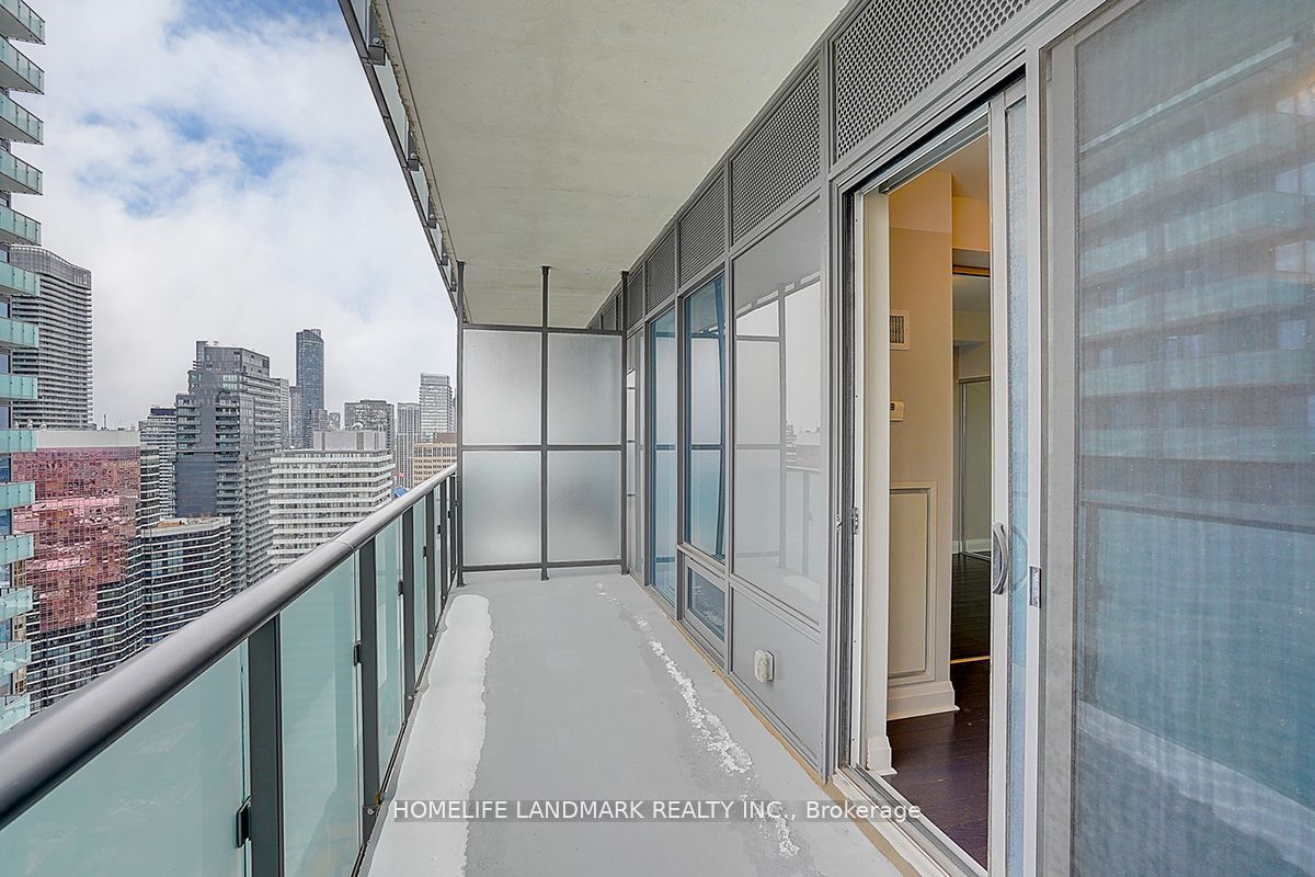 65 St Mary Street 3411, Toronto, ON M5S 0A6 photo 3
