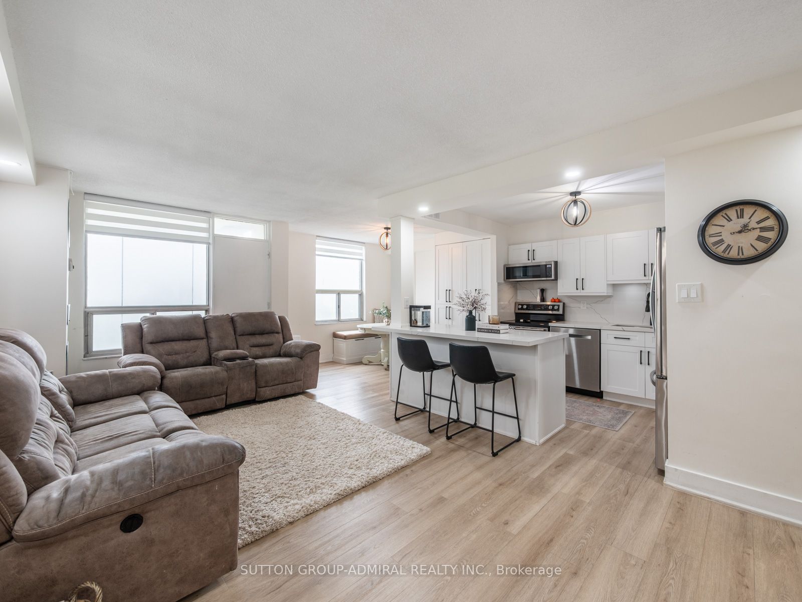 20 Edgecliff Golfway 1603, Toronto, ON M3C 3A4