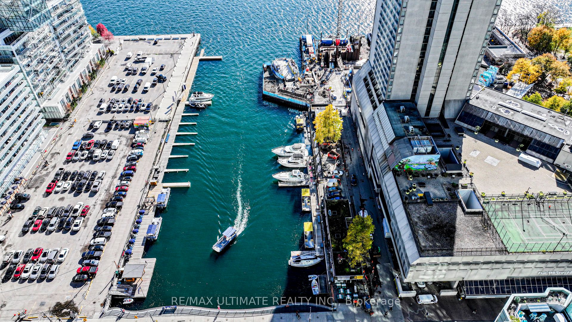 10 Queens Quay W 2206, Toronto, ON M5J 2R9 photo 5