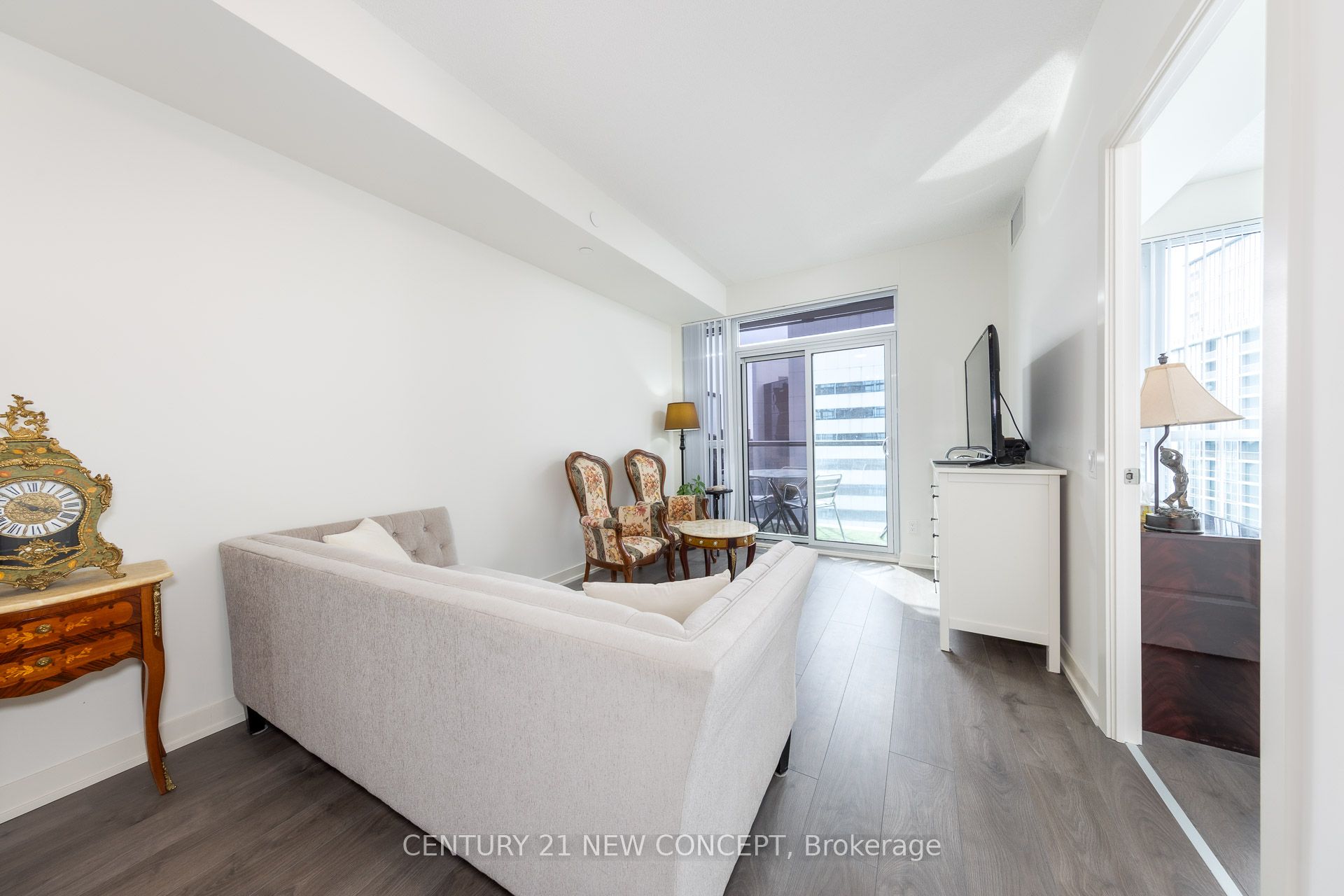 4955 Yonge Street 2712, Toronto, ON M2N 0L8 photo 5