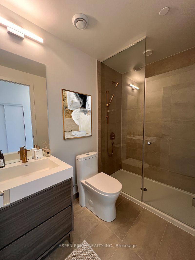 9 Tecumseth Street PH03, Toronto, ON M5V 0S5 photo 5