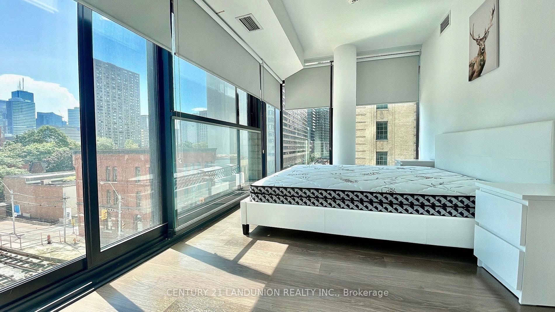 403 Church Street 508, Toronto, ON M4Y 2C2 photo 5