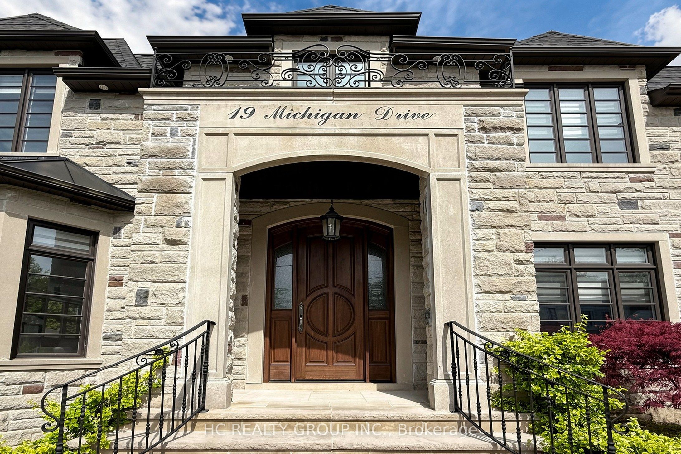 19 Michigan Drive, Toronto, ON M2M 3H9 photo 3