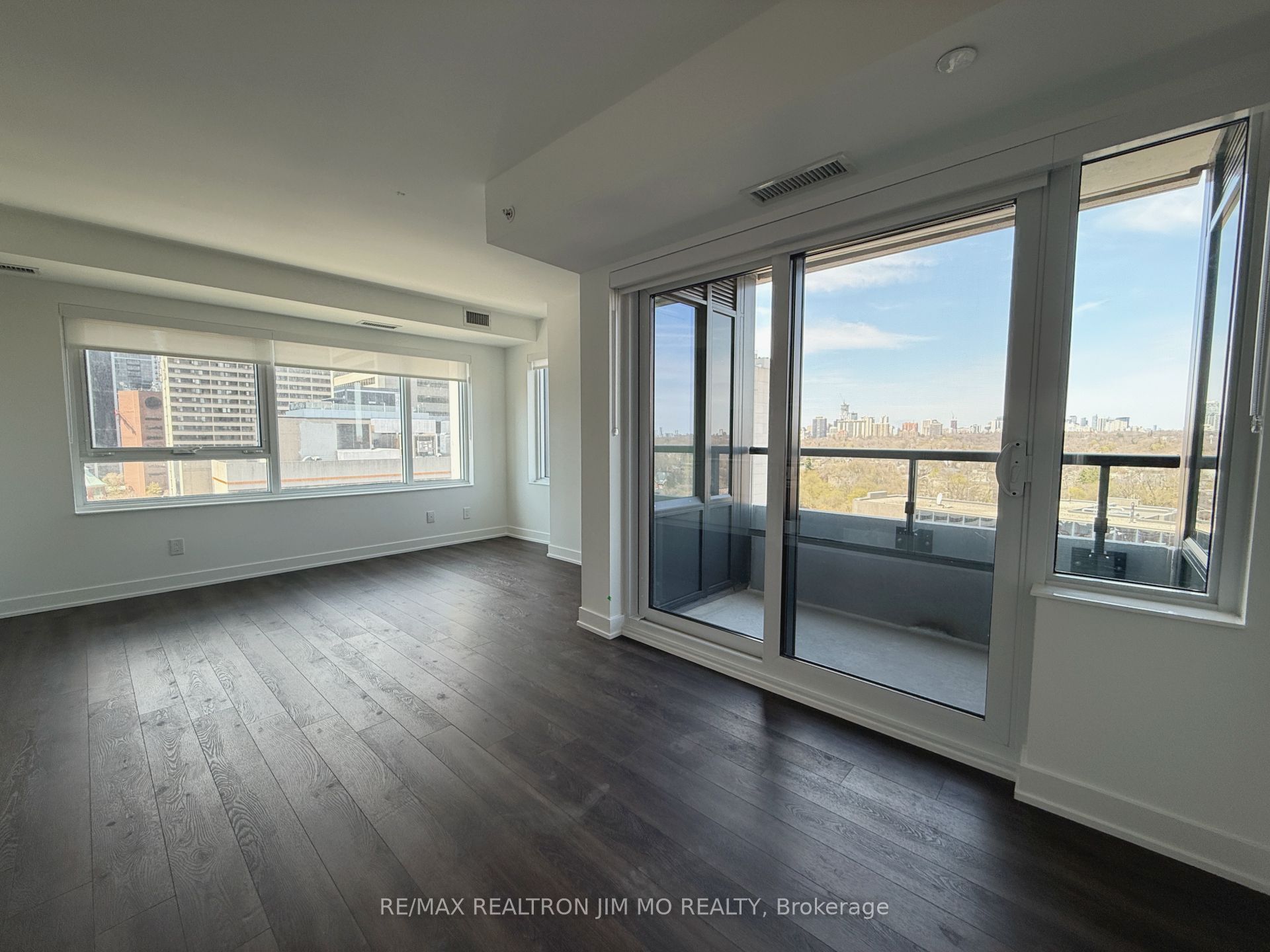 609 Sherbourne Street 1104, Toronto, ON M4X 0A4 photo 5