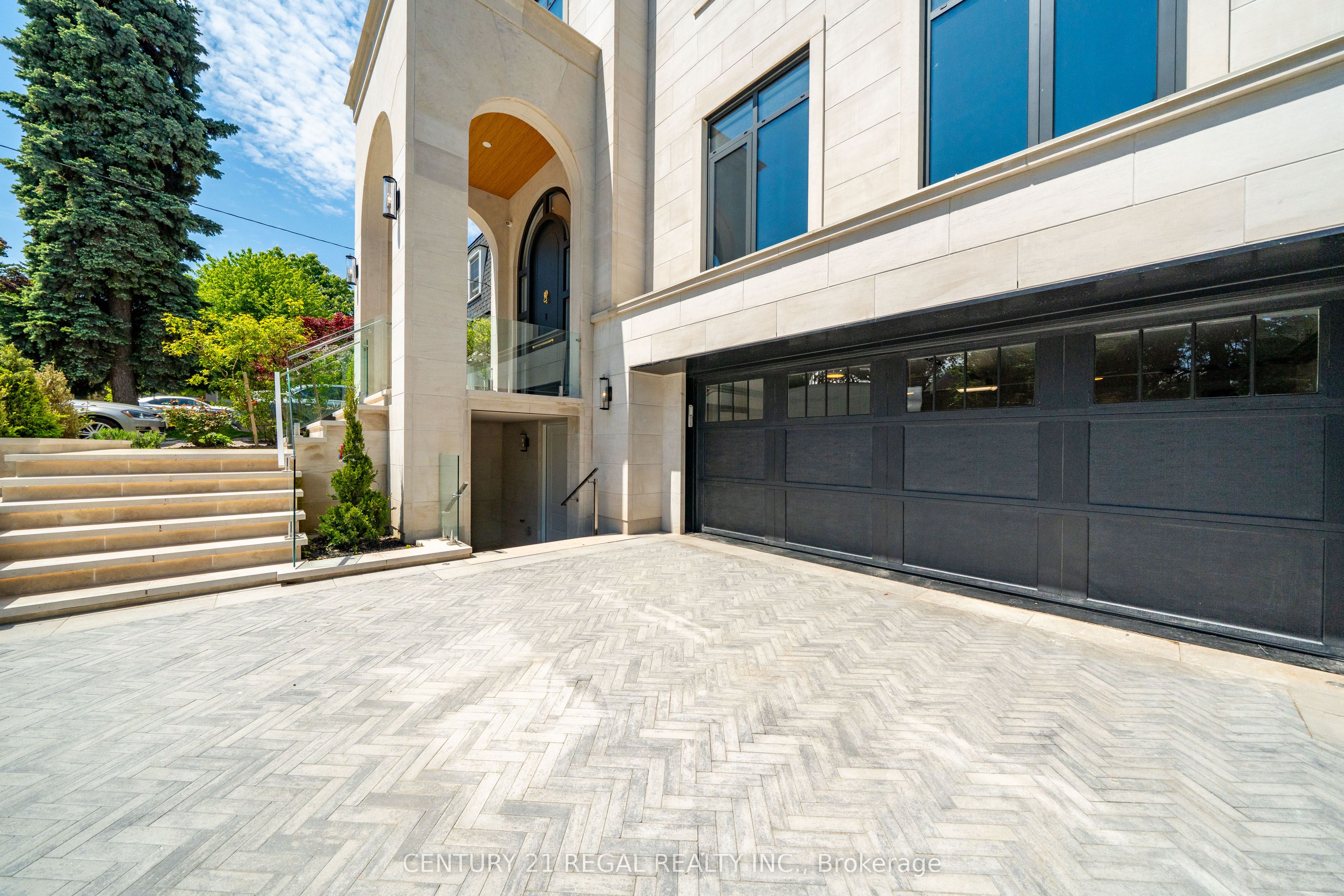 43 Wanless Crescent, Toronto, ON M4N 3B6 photo 3