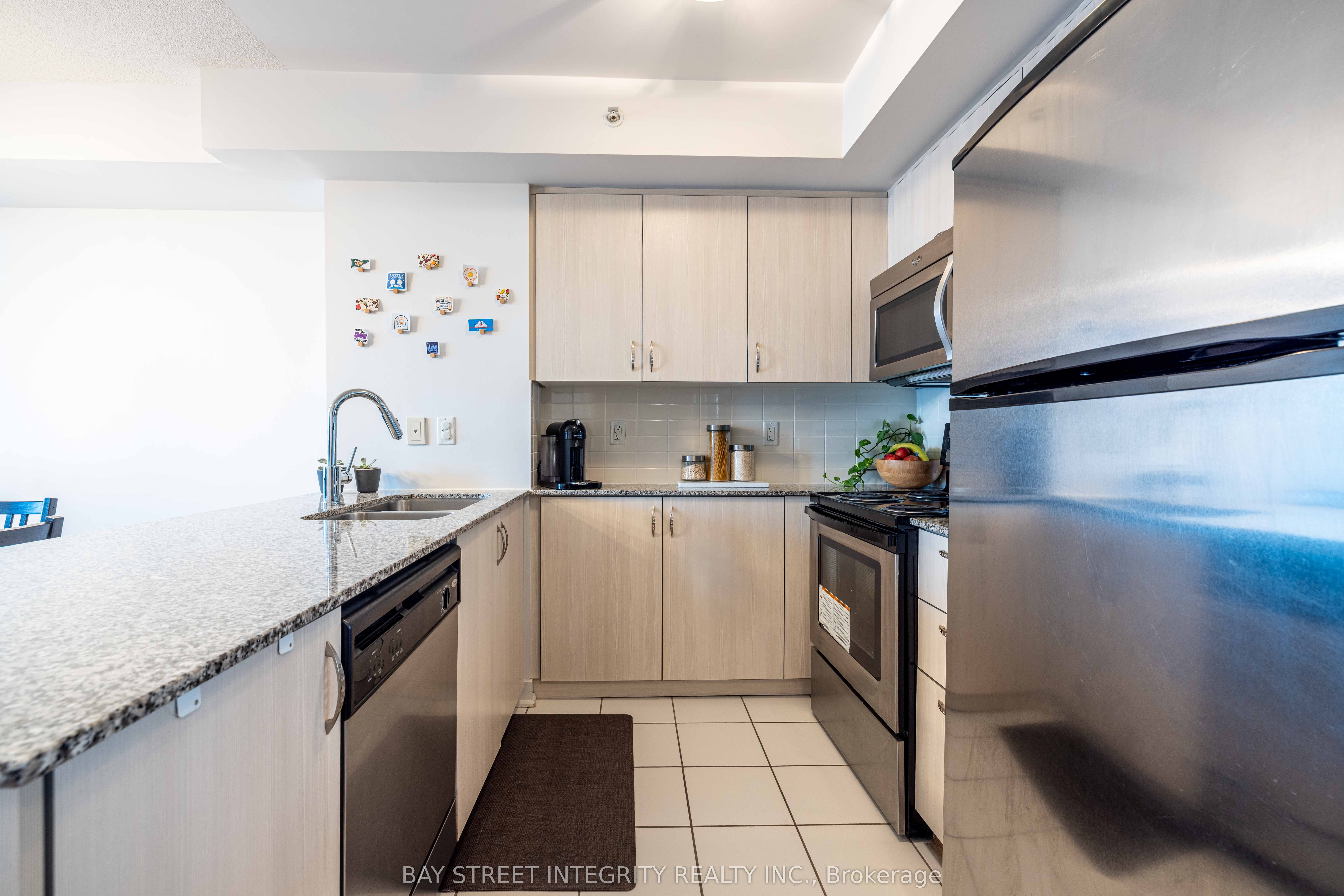 5740 Yonge Street 1510, Toronto C07, ON M2M 0B1 photo 3
