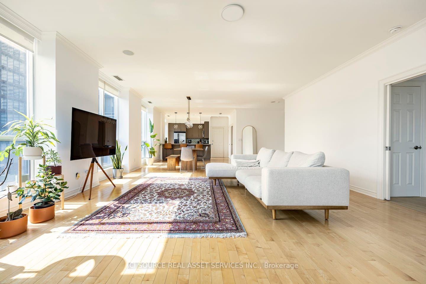 250 Wellington Street W PH40, Toronto, ON M5V 3P6