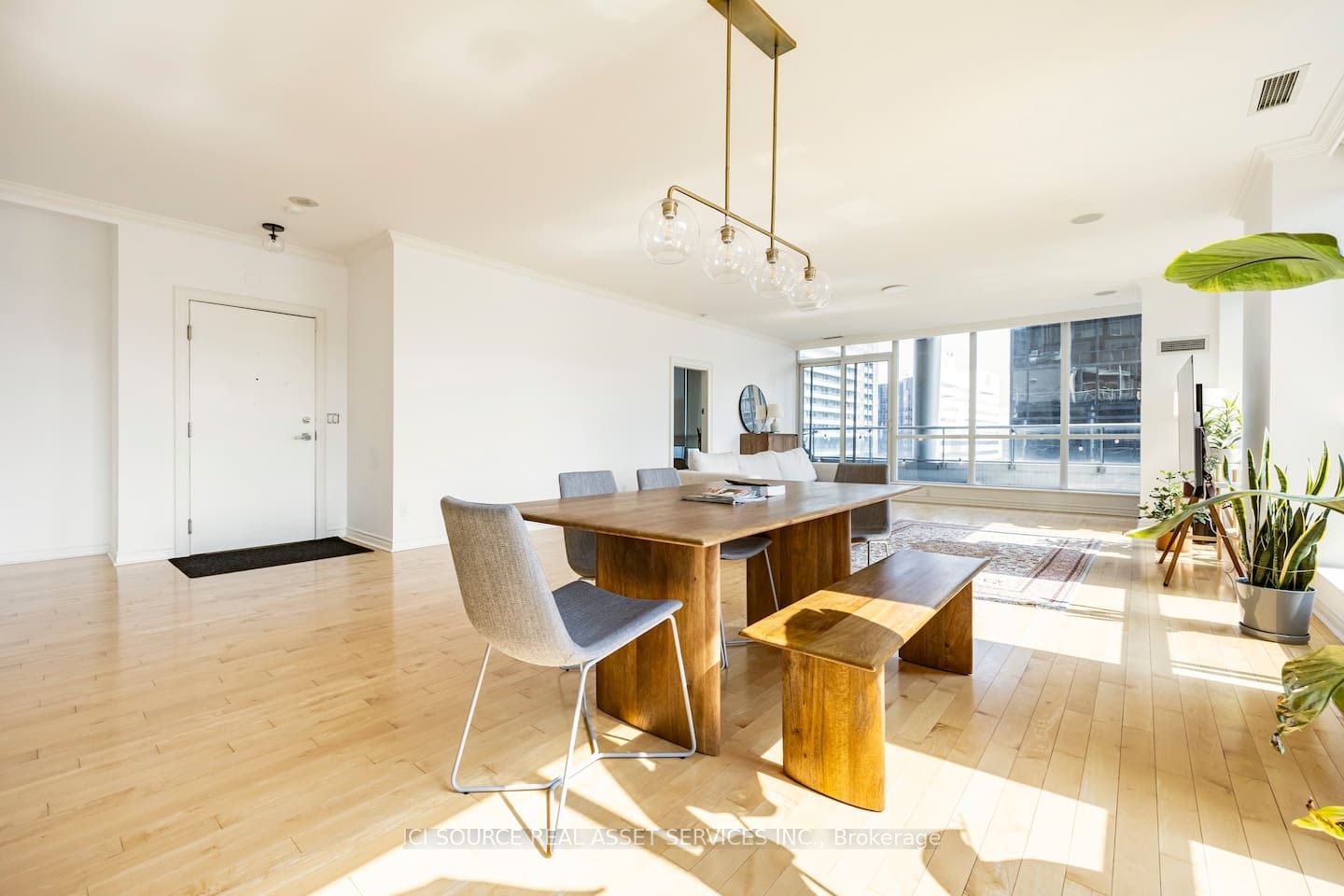 250 Wellington Street W PH40, Toronto, ON M5V 3P6 photo 5