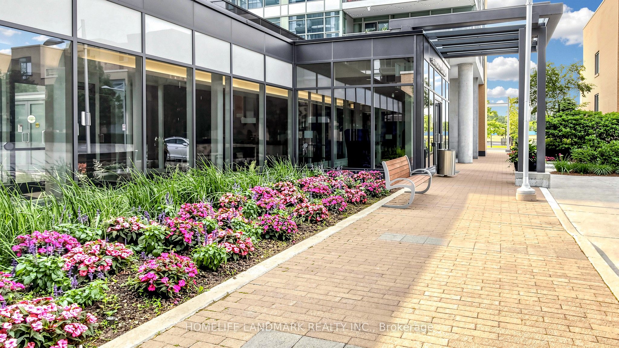 19 Singer Court 1509B, Toronto, ON M2K 0B2 photo 3