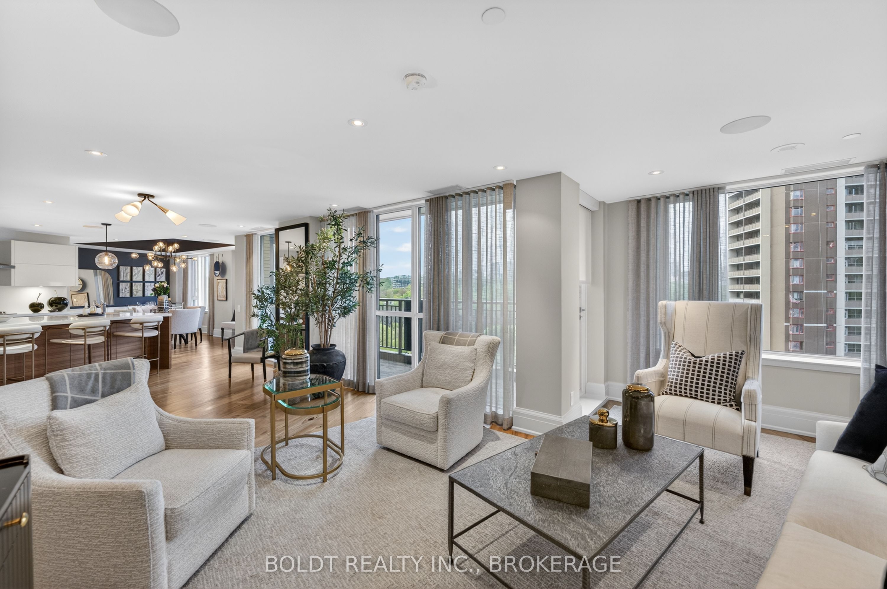 181 Davenport Road 702, Toronto, ON M5R 1J1 photo 5