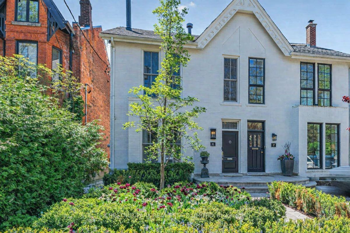 47 Walker Avenue, Toronto, ON M4V 1G3