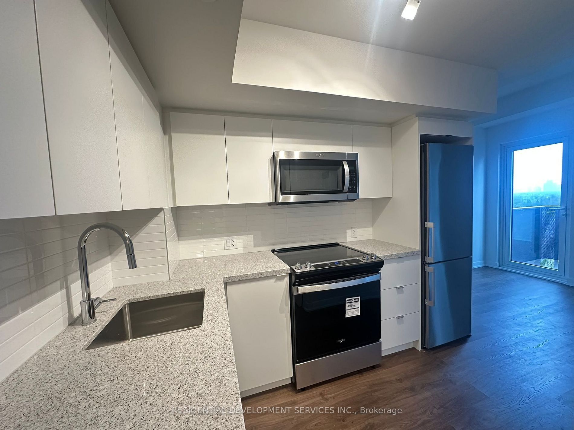 500 Wilson Avenue 1110, Toronto, ON M3H 0E5 photo 2