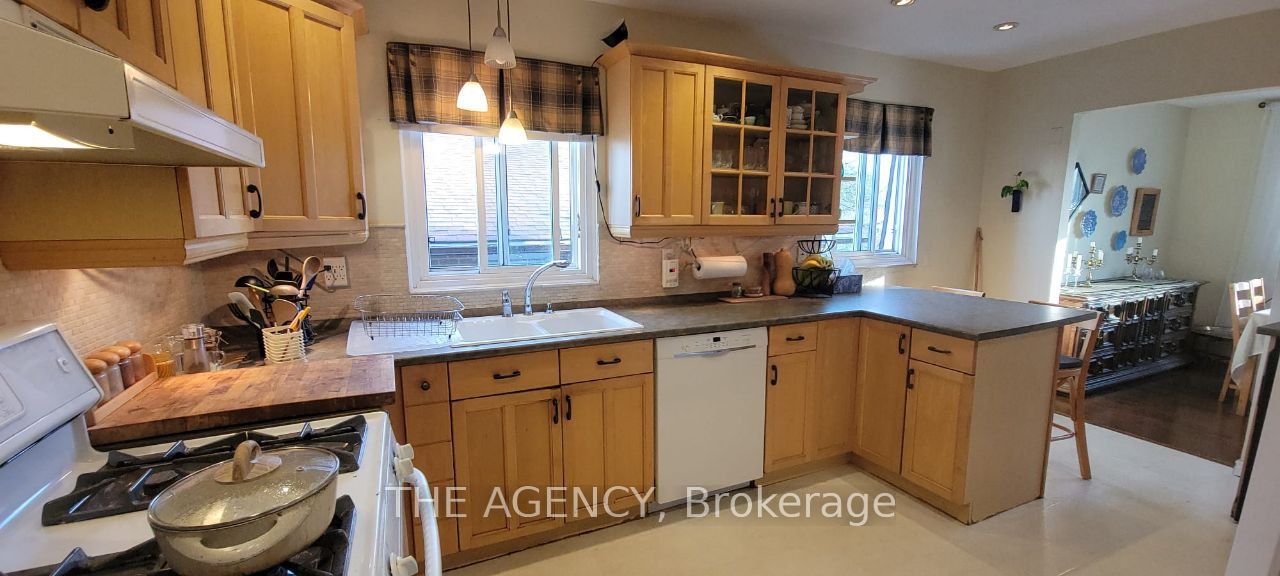 69 Silas Hill Drive Upper, Toronto, ON M2J 2X8 photo 3
