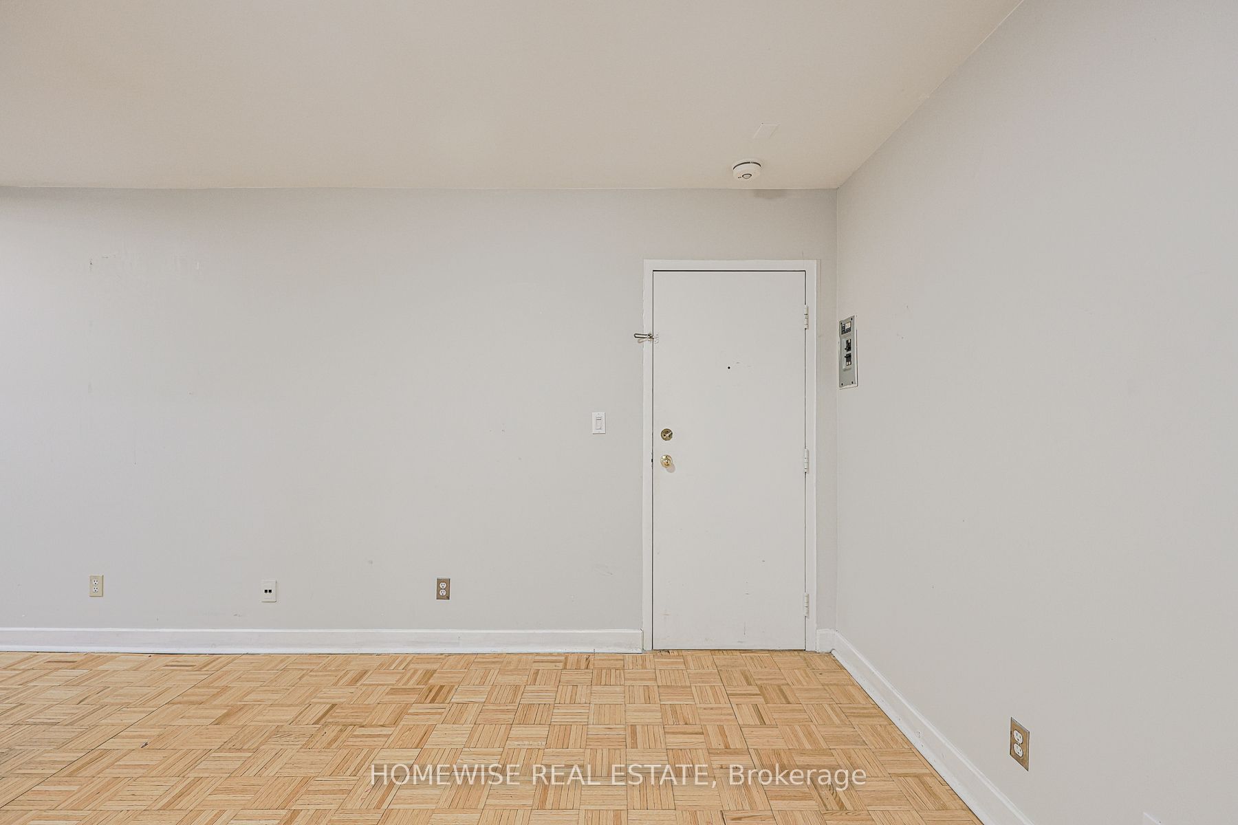33 Maitland Street 106, Toronto, ON M4Y 1C8 photo 3