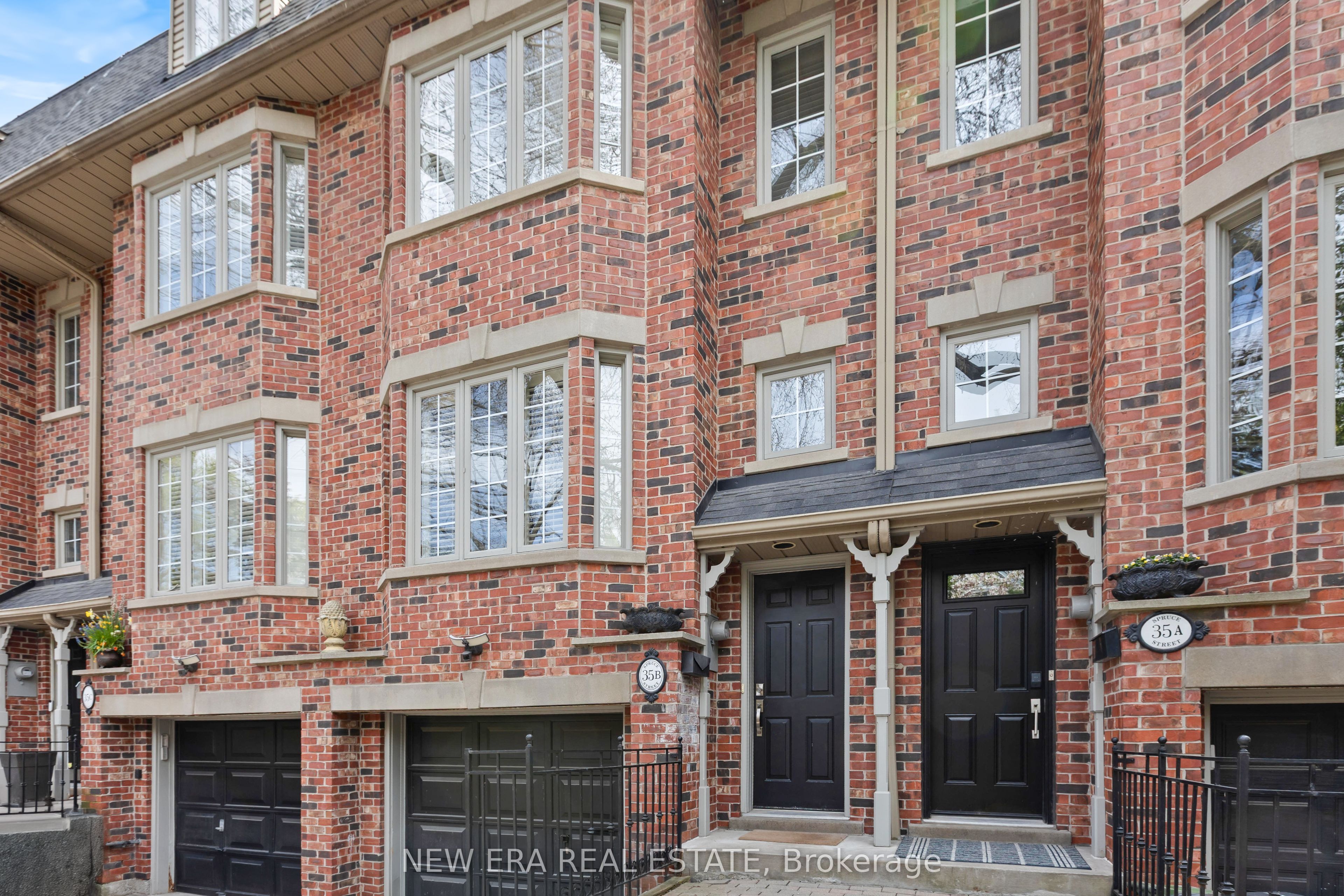 35 Spruce Street B, Toronto, ON M5A 2H8 photo 3