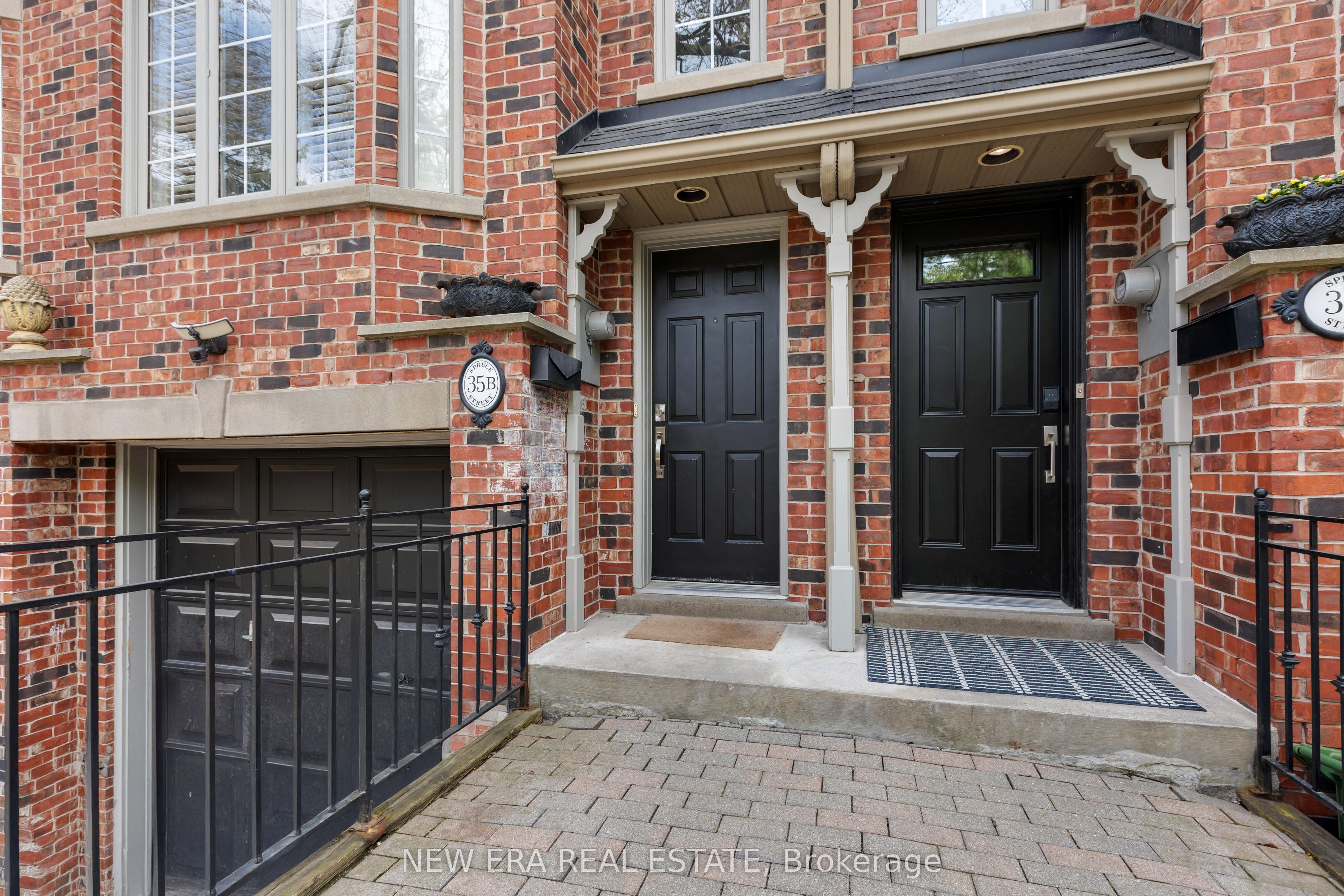 35 Spruce Street B, Toronto, ON M5A 2H8 photo 4