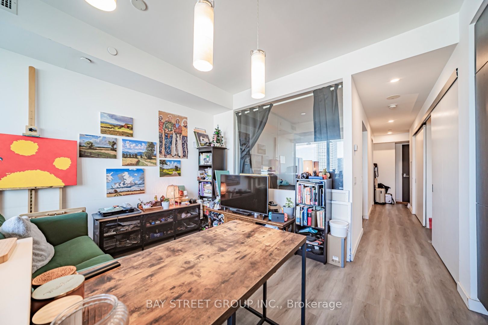 197 Yonge Street 2204, Toronto, ON M5B 0C1 photo 2