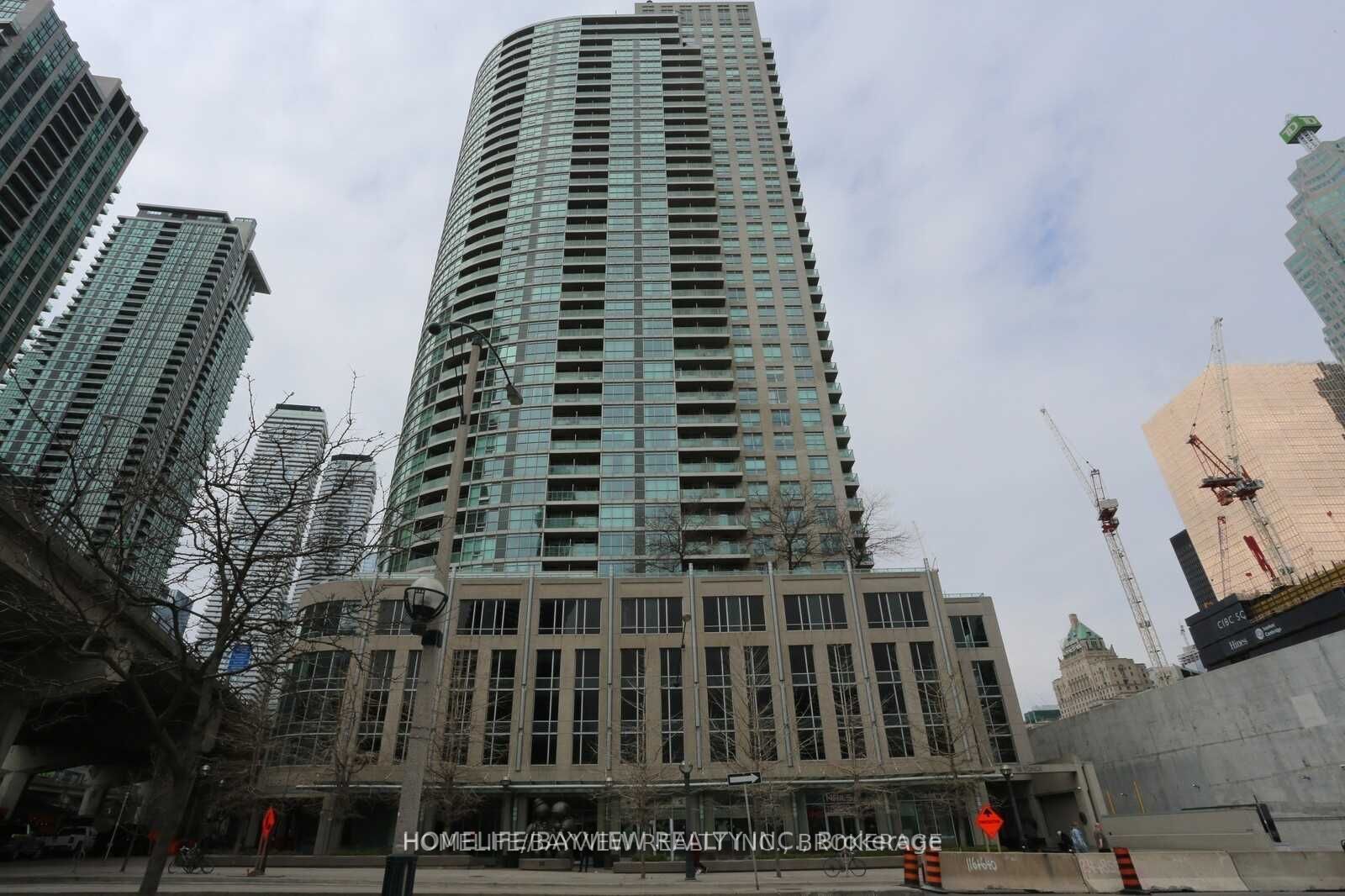 18 Yonge Street 915, Toronto, ON M5E 1Z8
