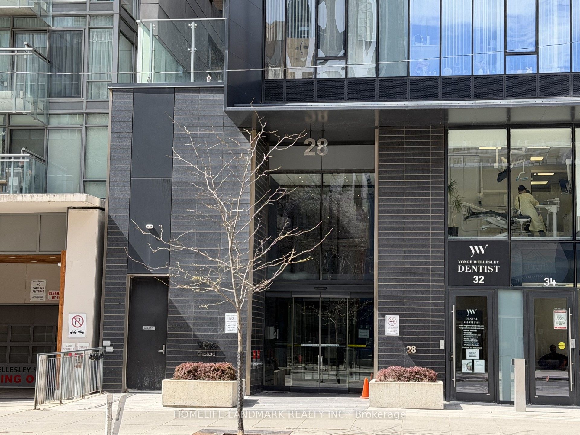 28 Wellesley Street E 308, Toronto, ON M4Y 0C4 photo 2