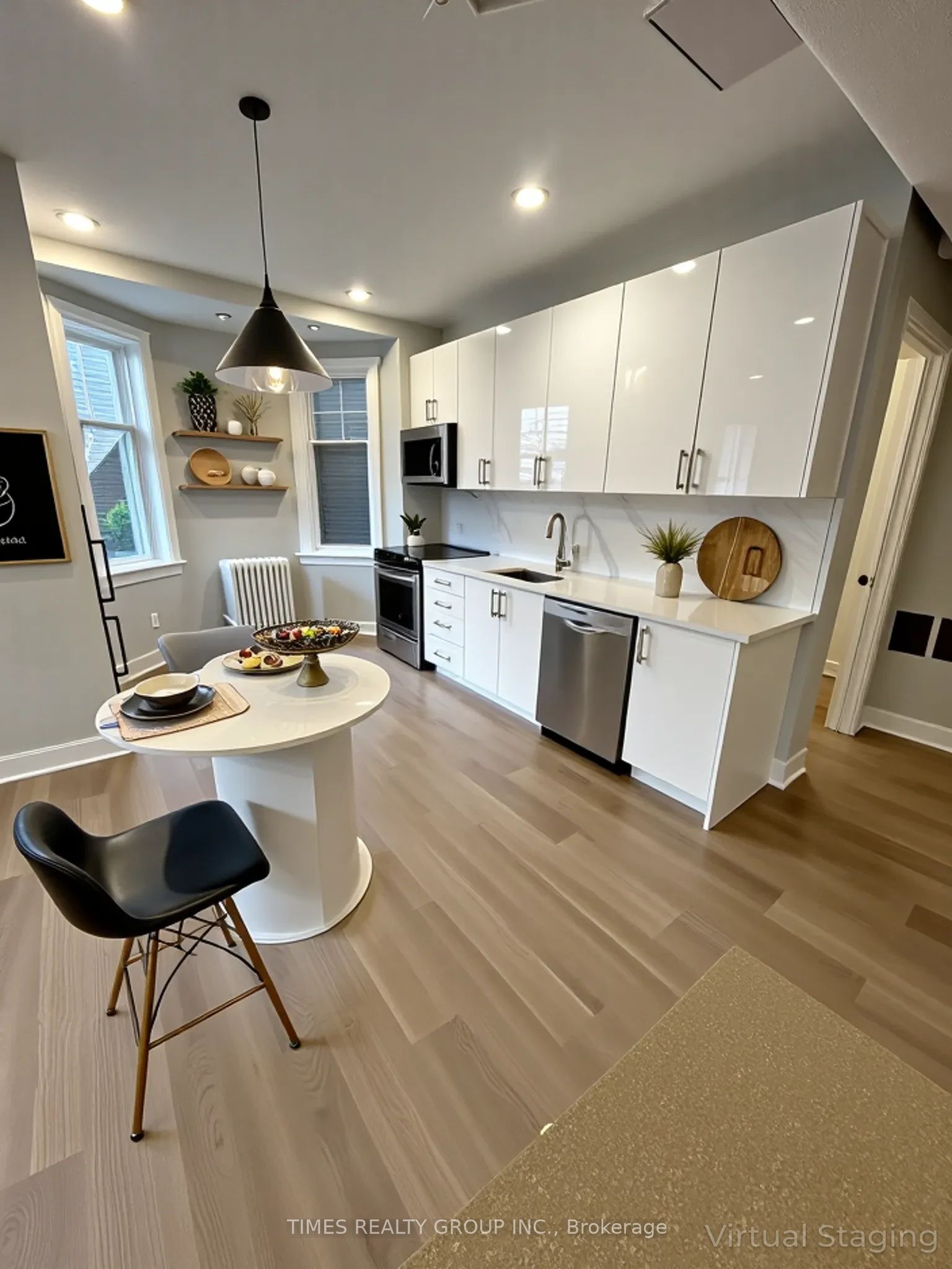 592 Church Street 10, Toronto, ON M4Y 2E5 photo 3