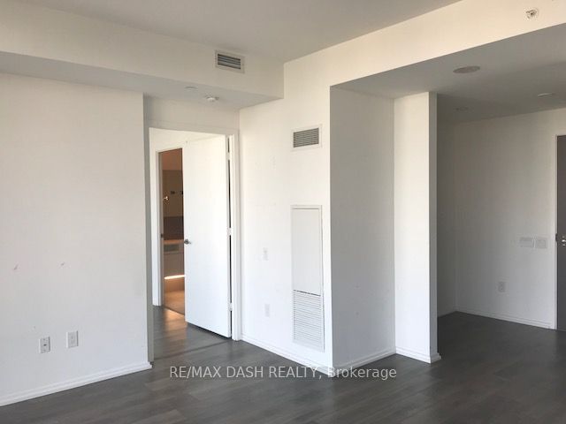 45 Charles Street E 4811, Toronto, ON M4Y 0B8 photo 3