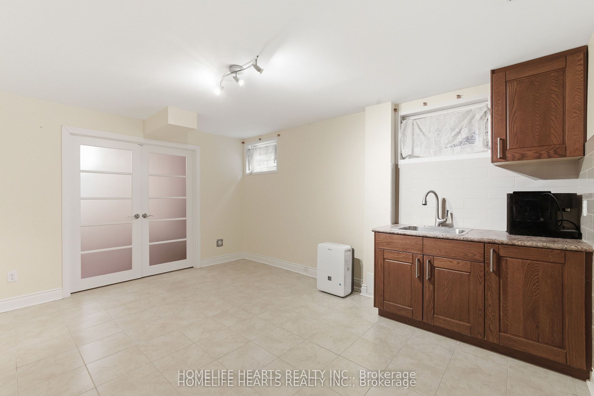 107 Pemberton Avenue, Toronto, ON M2M 1Y4 photo 4
