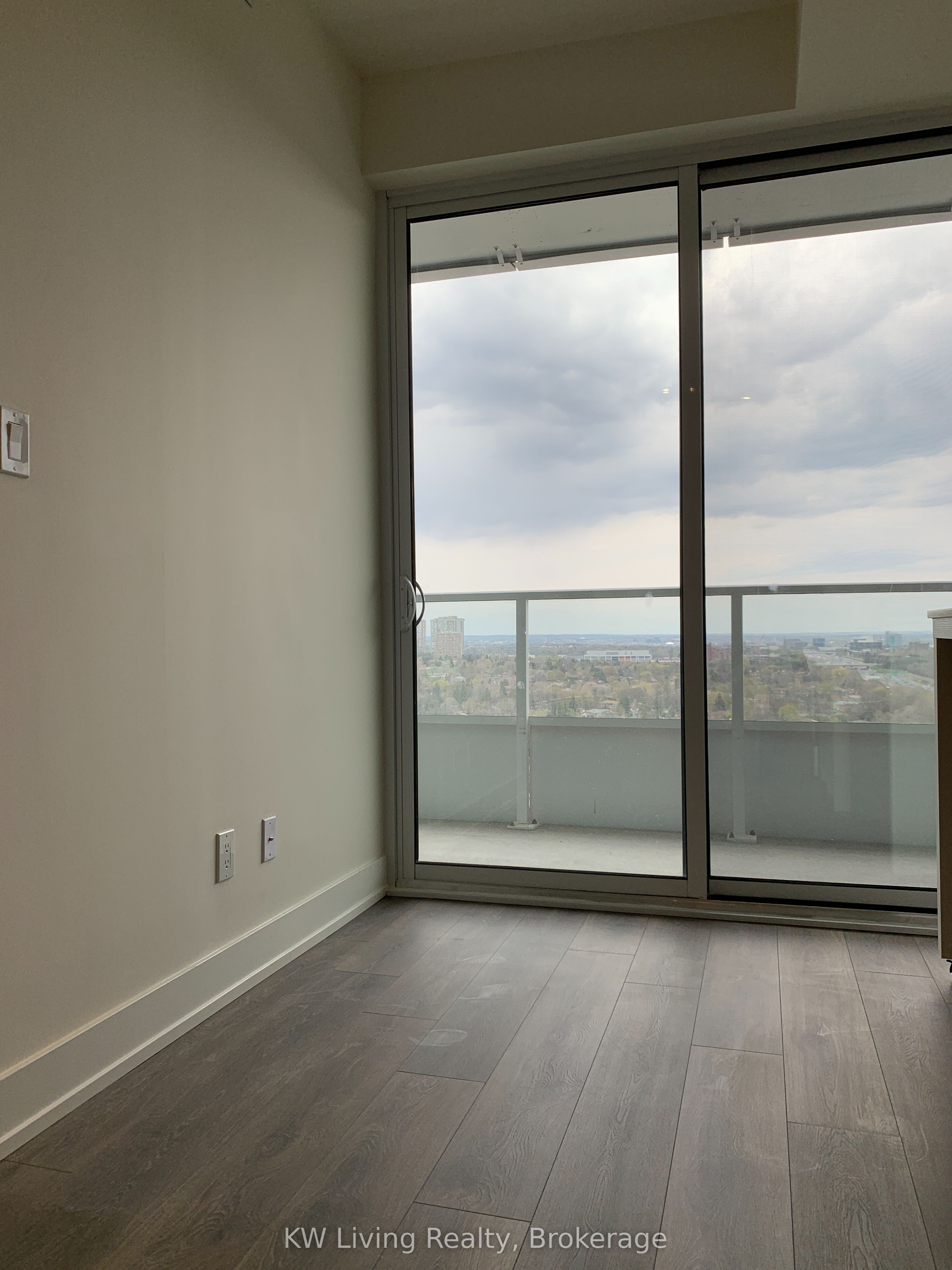 180 Fairview Mall Drive 1908, Toronto, ON M2J 0G4 photo 4