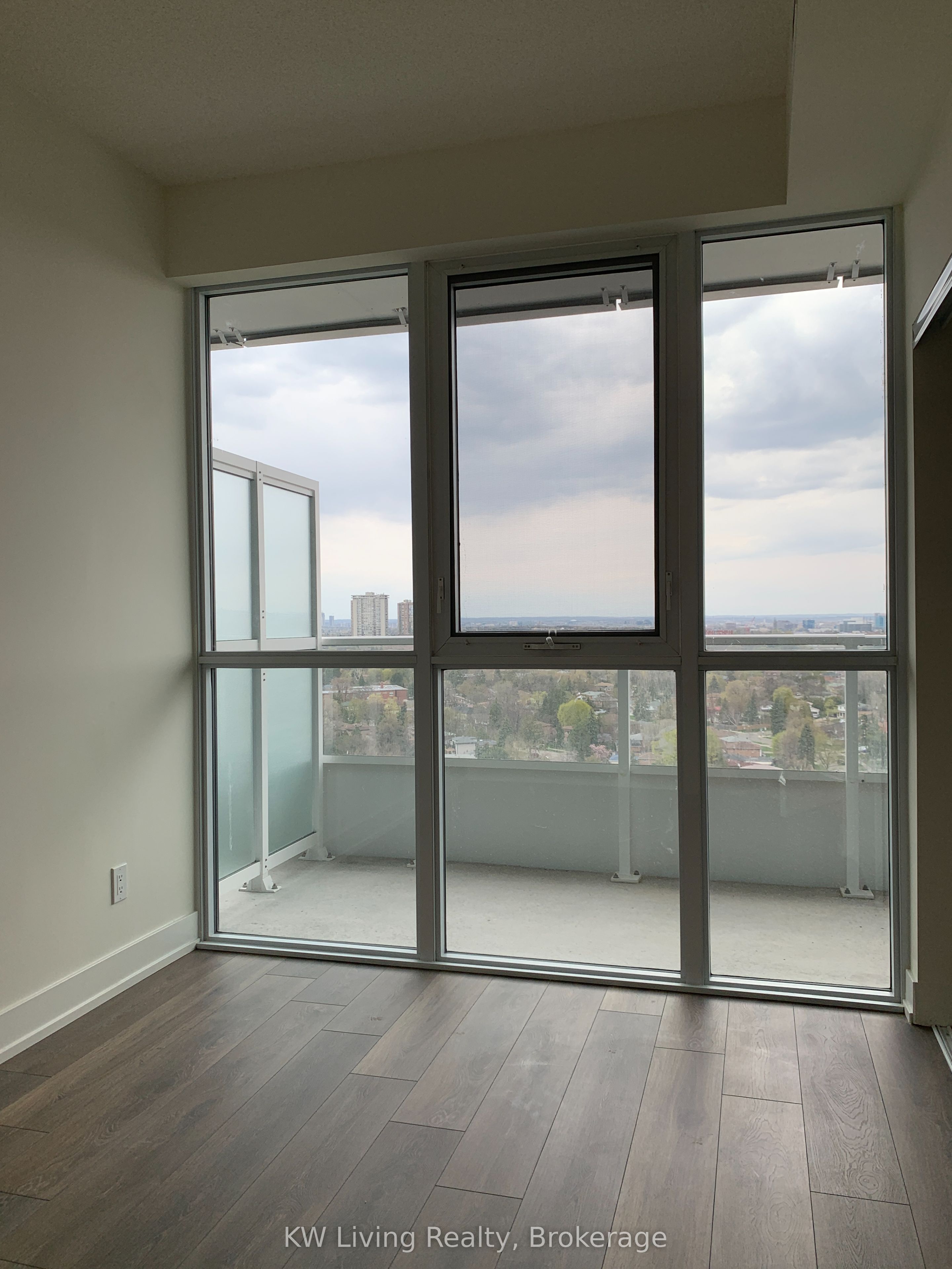 180 Fairview Mall Drive 1908, Toronto, ON M2J 0G4 photo 5