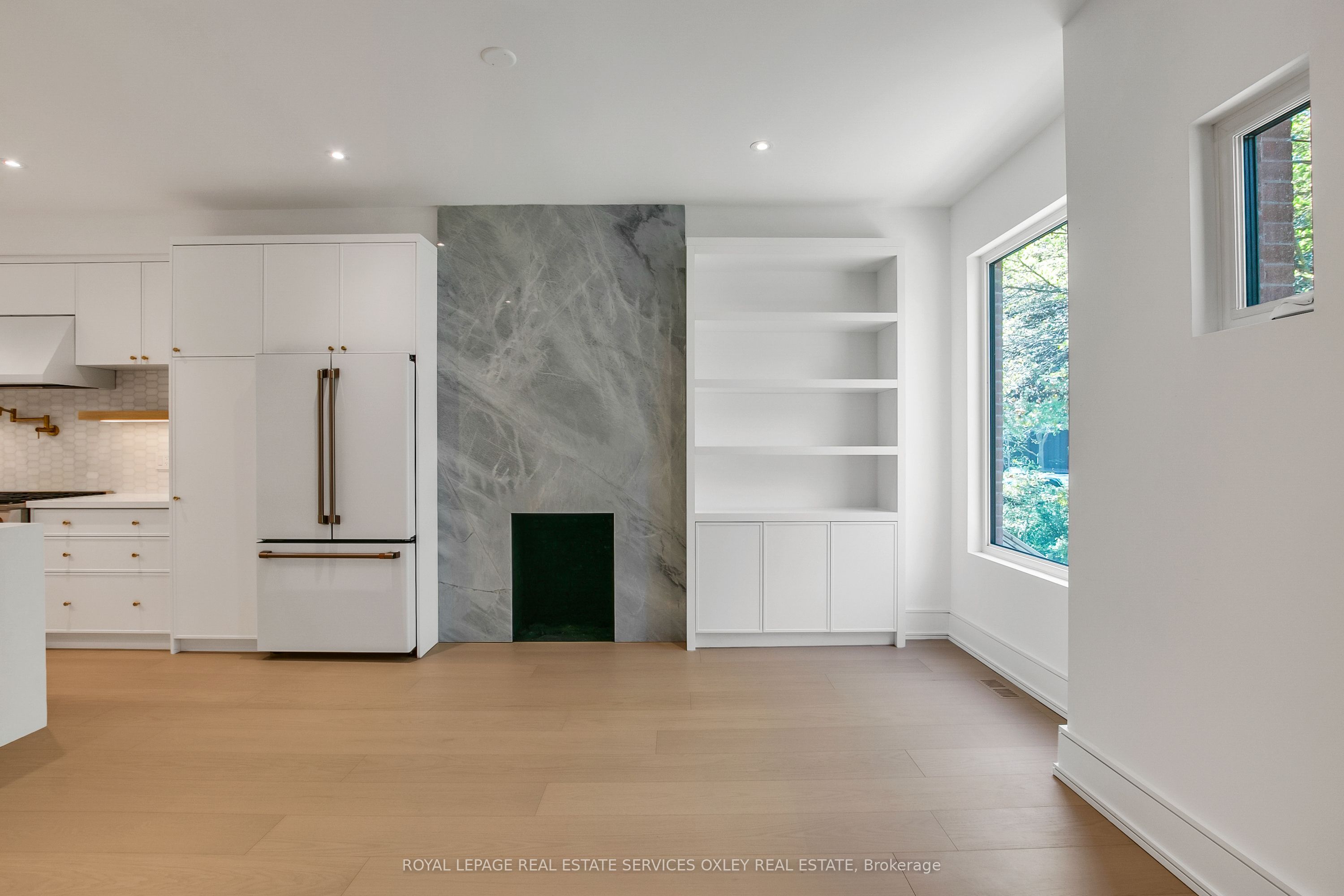 195 Albany Avenue, Toronto, ON M5R 3C7 photo 4