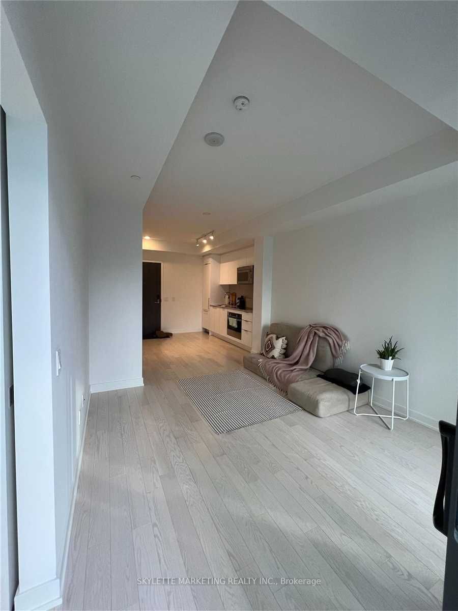 20 Lombard Street 3607, Toronto, ON M5C 0A7 photo 2