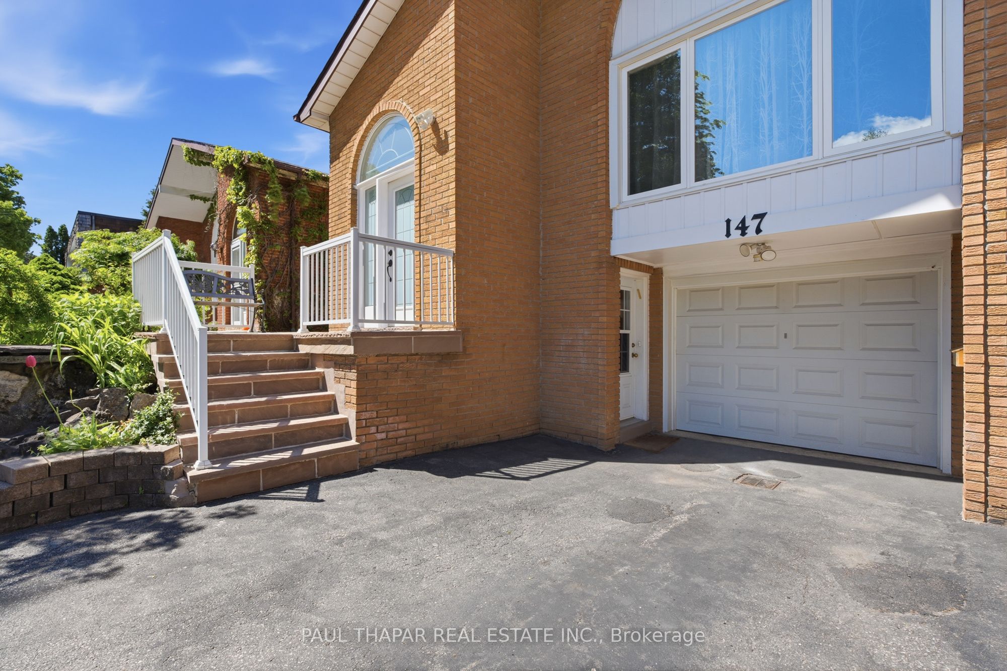 147 Silas Hill Drive, Toronto, ON M2J 2X8