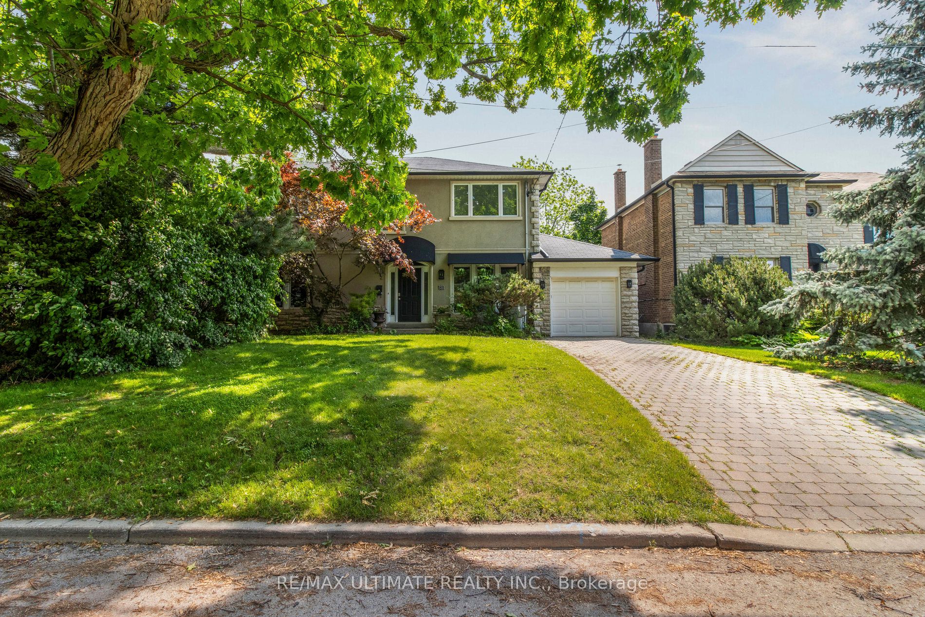 181 Bayview Heights Drive, Toronto, ON M4G 2Z1