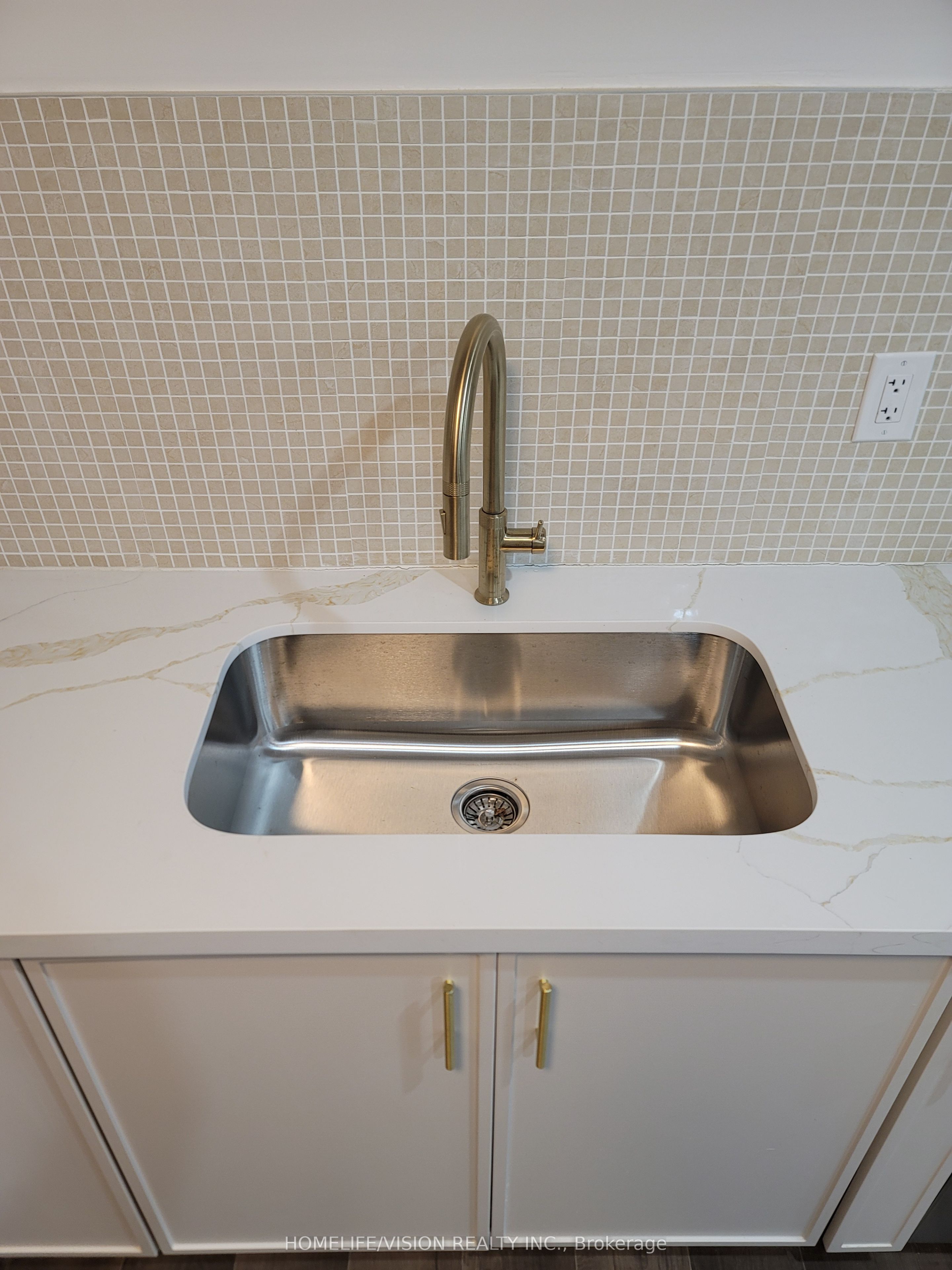 59 Standish Avenue BASEMENT, Toronto, ON M4W 3B2 photo 5